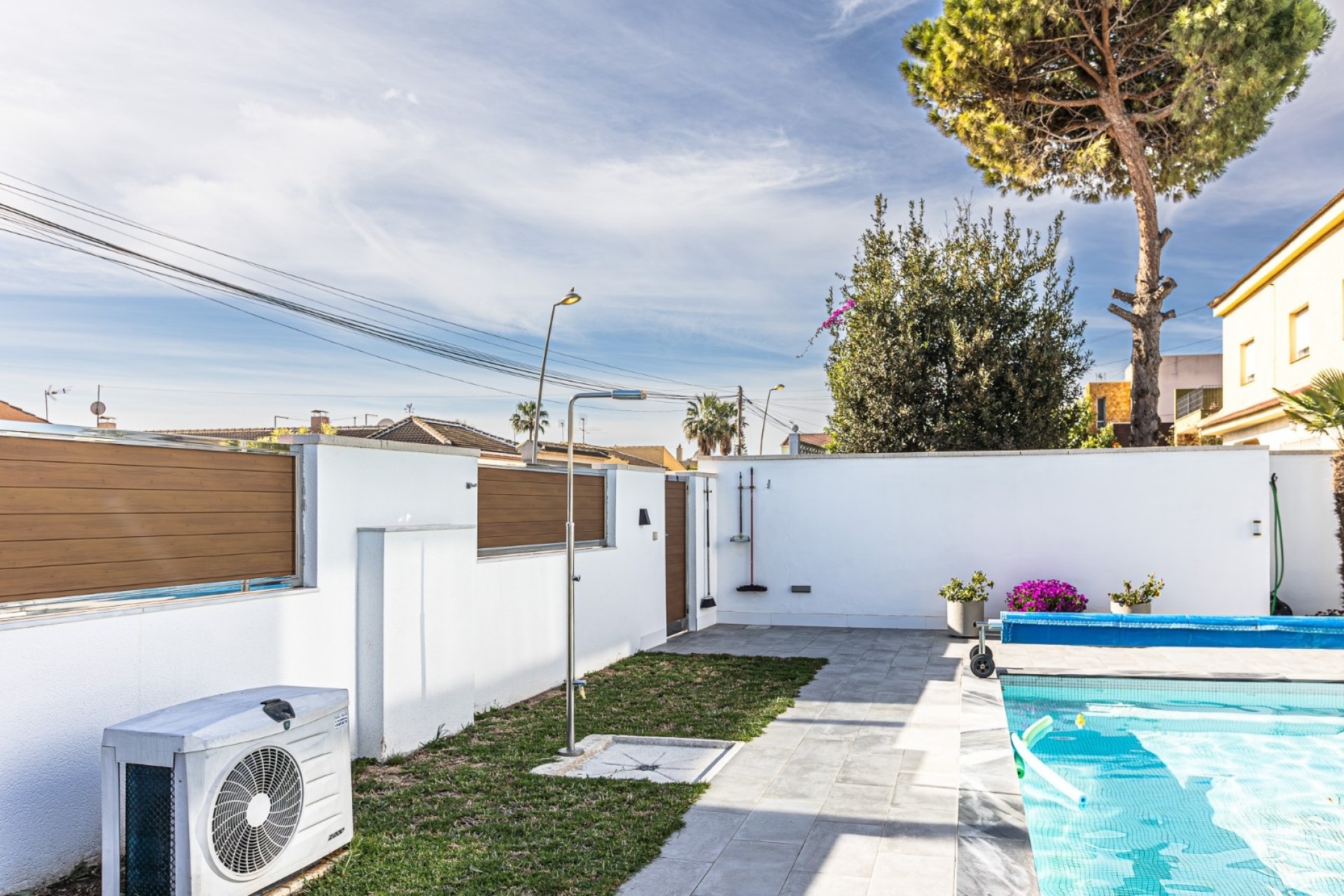 Revente - Appartement -
Torrevieja - CENTRE PLAYA DEL CURA LAS PISCINAS