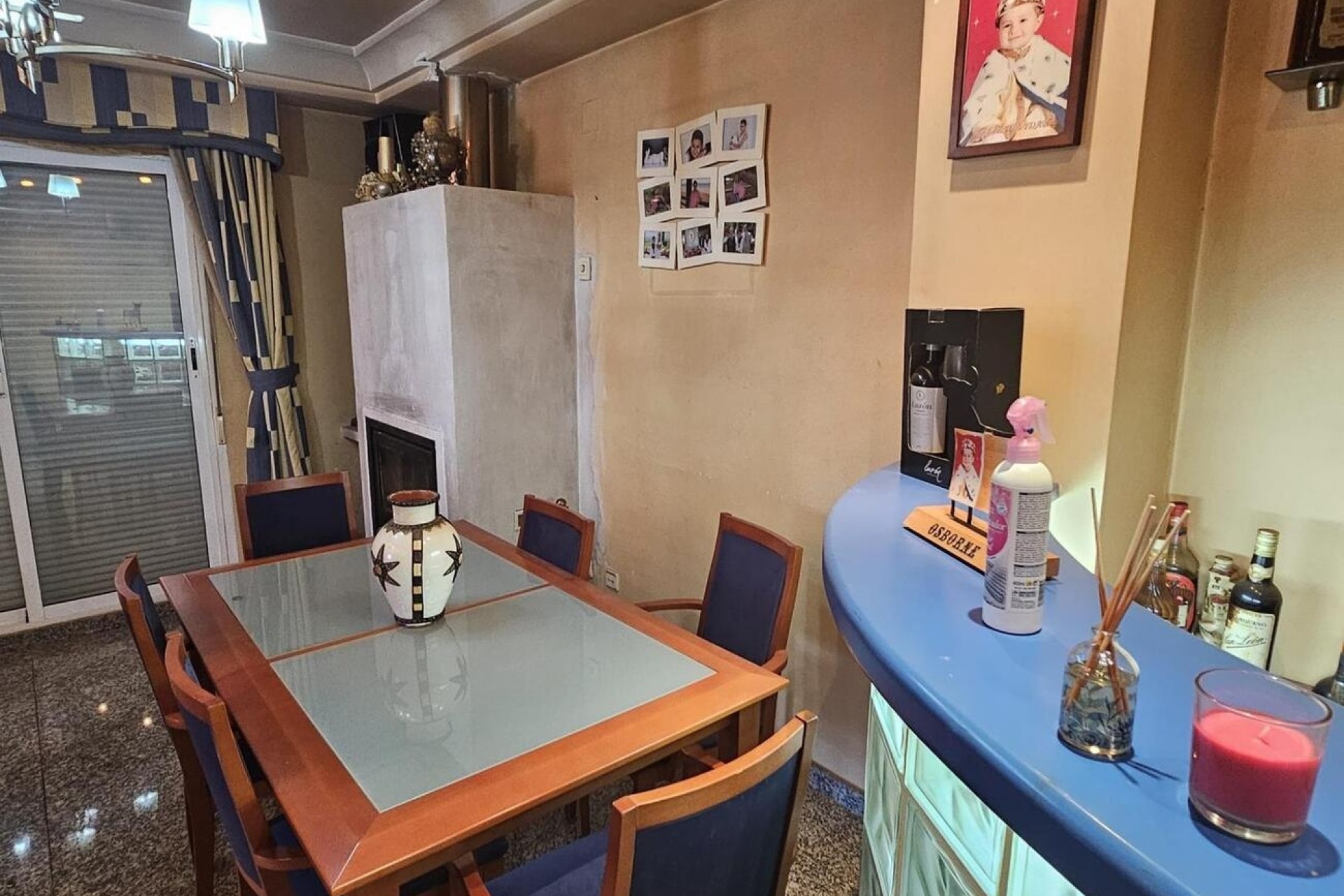 Revente - Appartement -
Torrevieja - CENTRE