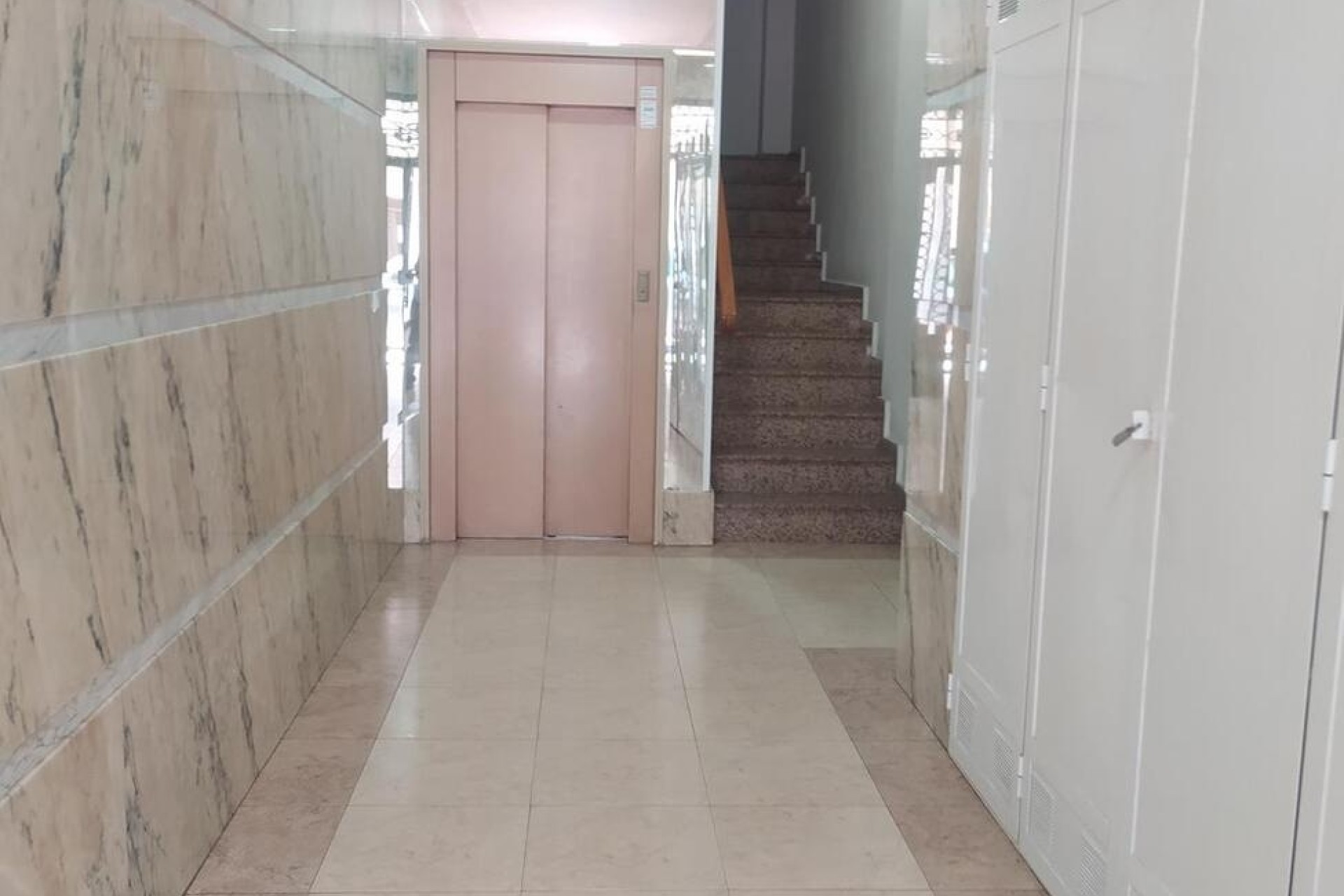 Revente - Appartement -
Torrevieja - CENTRE