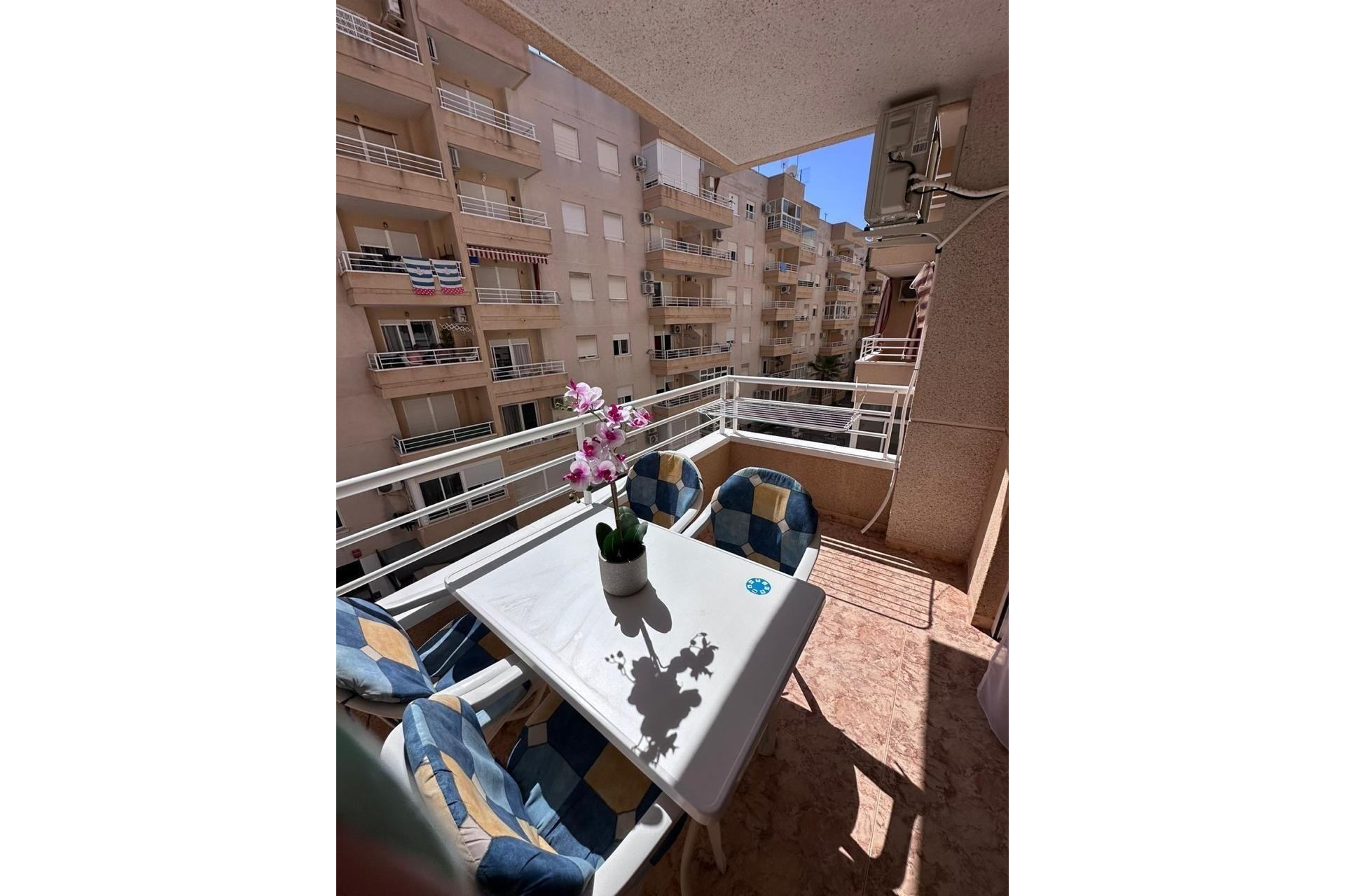Revente - Appartement -
Torrevieja - Centro - Muelle Pesquero