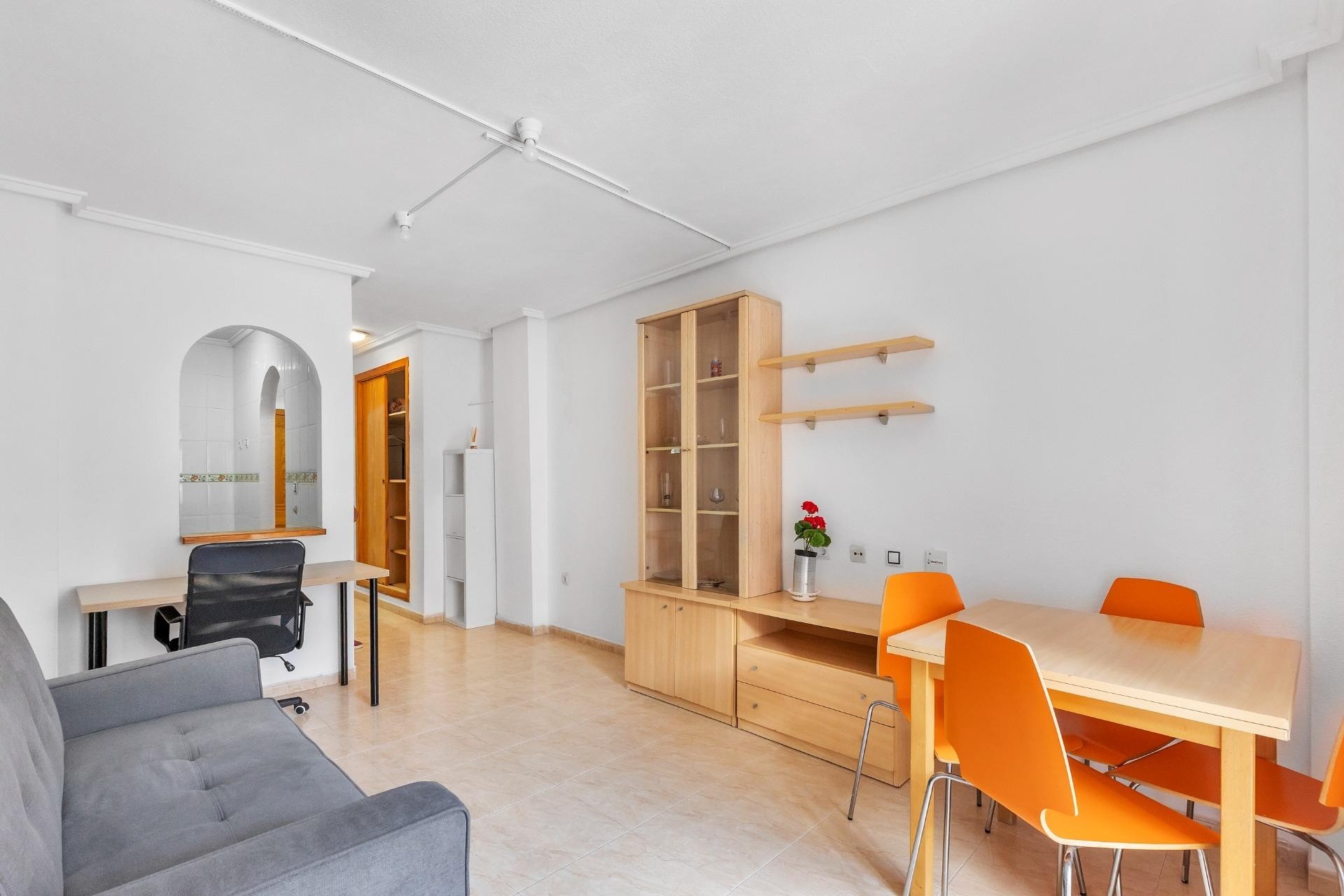 Revente - Appartement -
Torrevieja - Centro - Muelle Pesquero