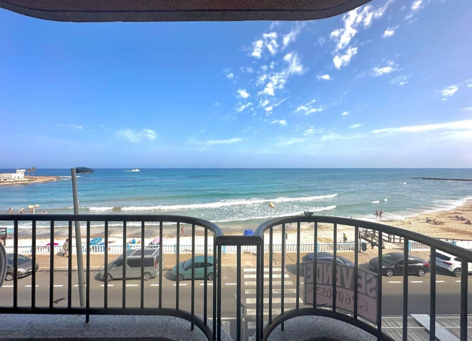 Revente - Appartement -
Torrevieja - Centro