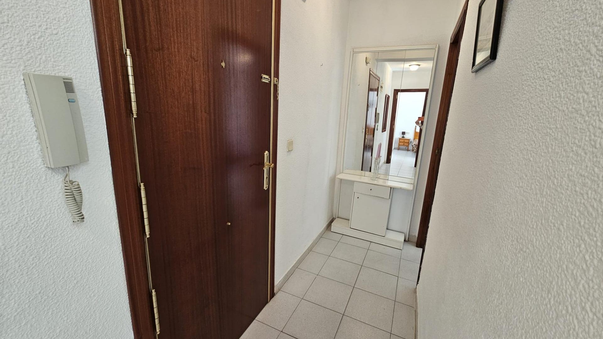Revente - Appartement -
Torrevieja - Centro