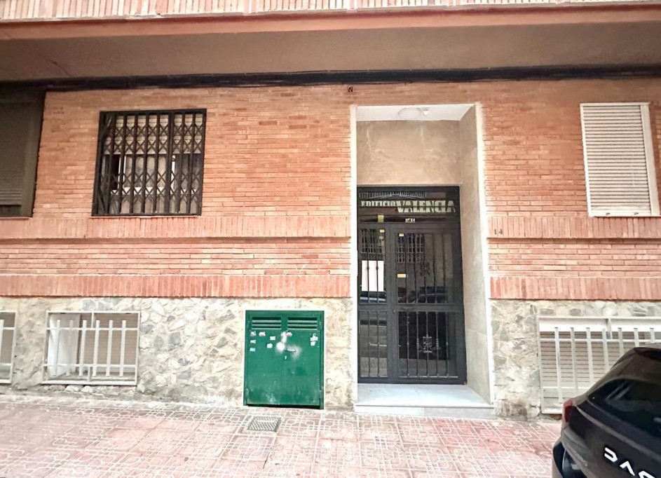 Revente - Appartement -
Torrevieja - Centro