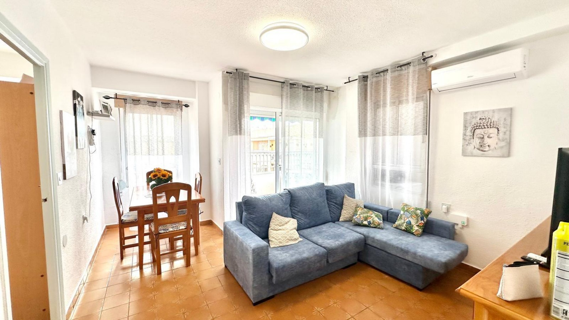 Revente - Appartement -
Torrevieja - Centro