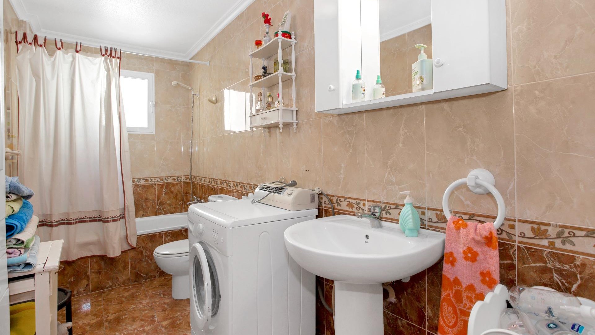 Revente - Appartement -
Torrevieja - Centro