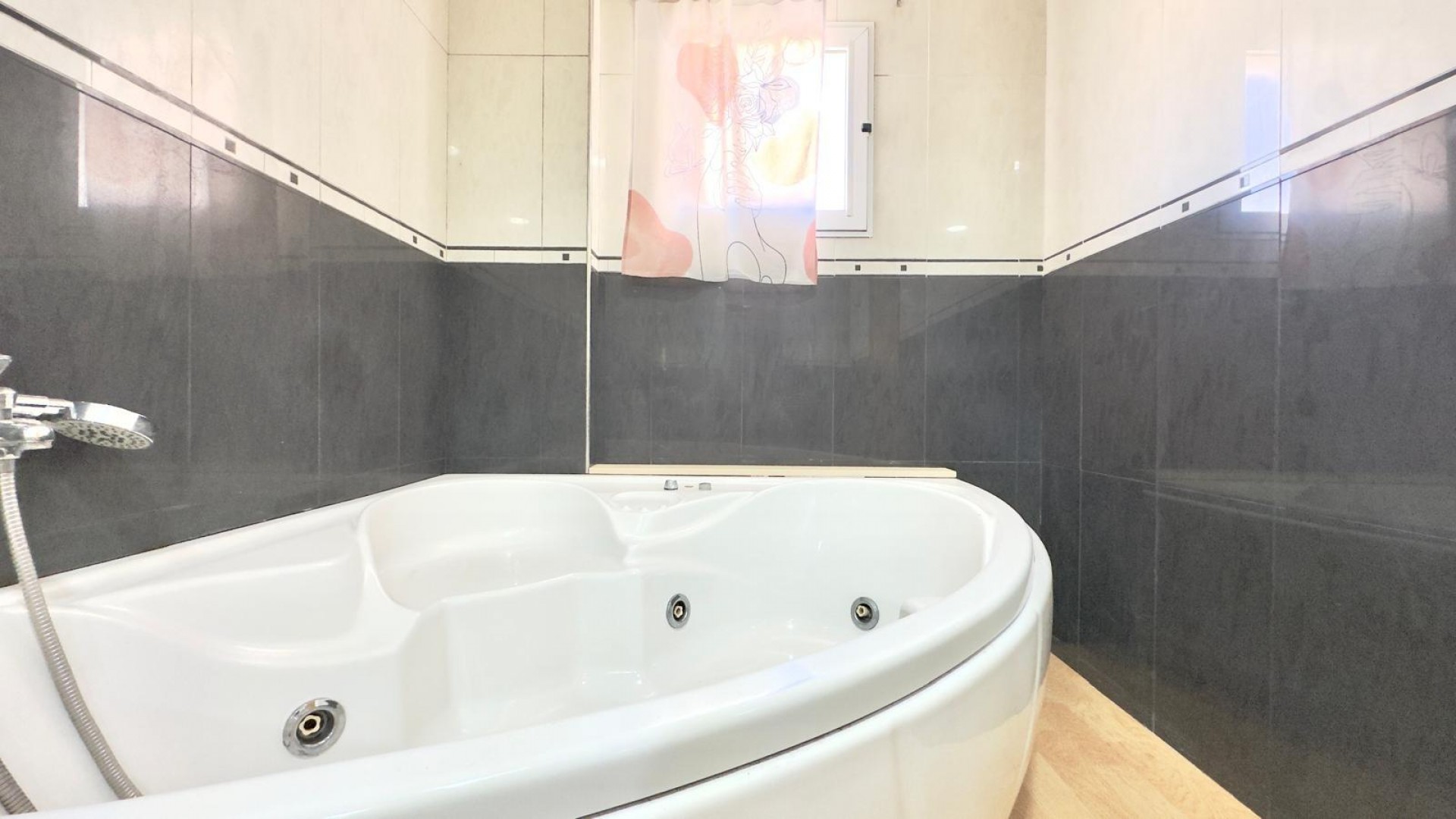 Revente - Appartement -
Torrevieja - Centro