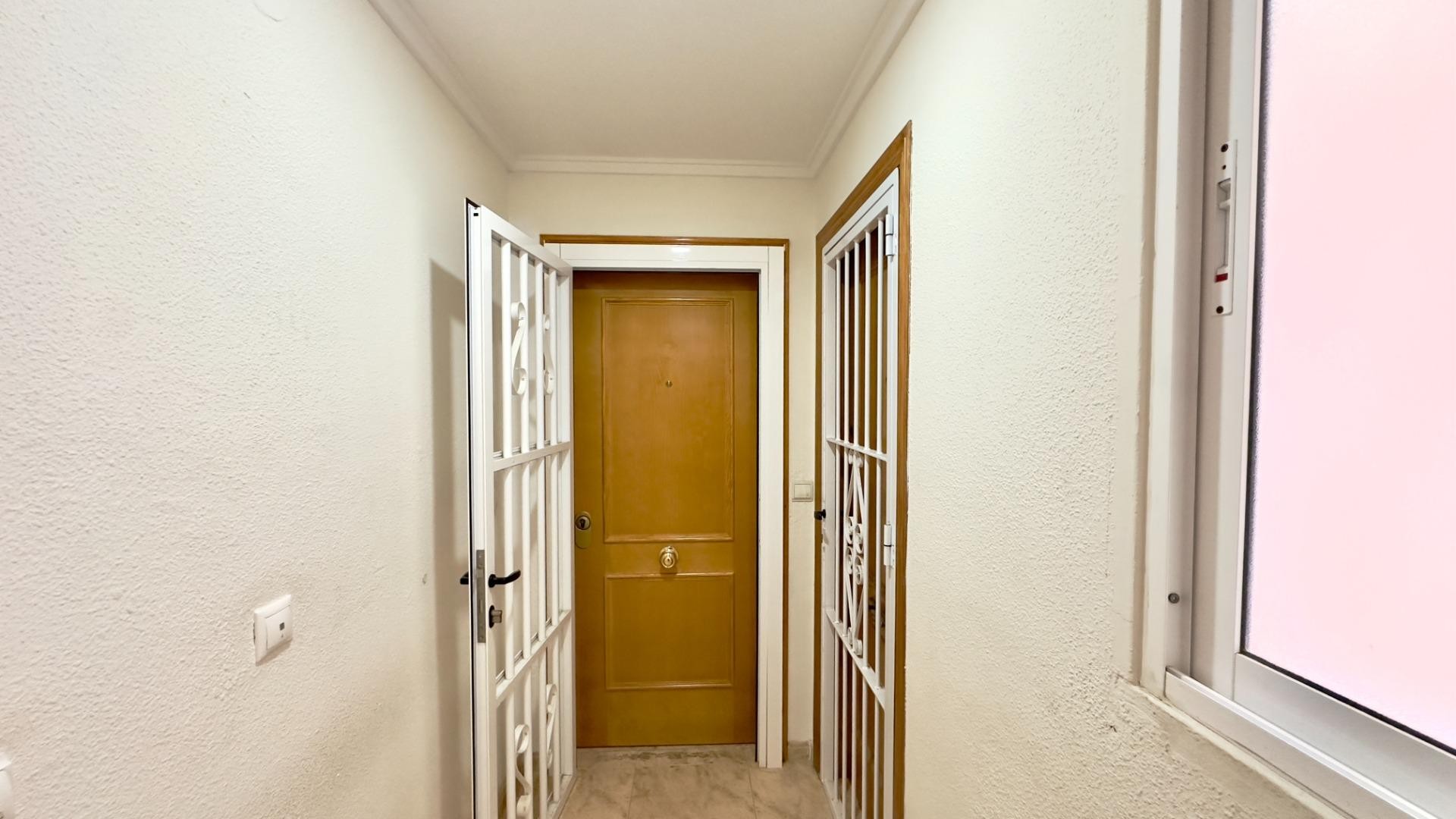 Revente - Appartement -
Torrevieja - Centro