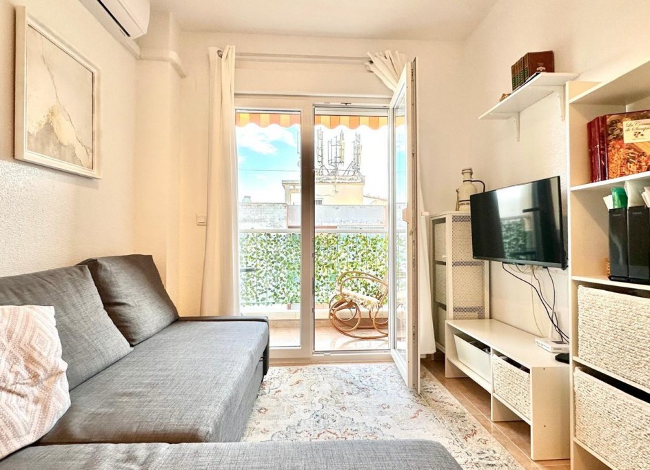 Revente - Appartement -
Torrevieja - Centro