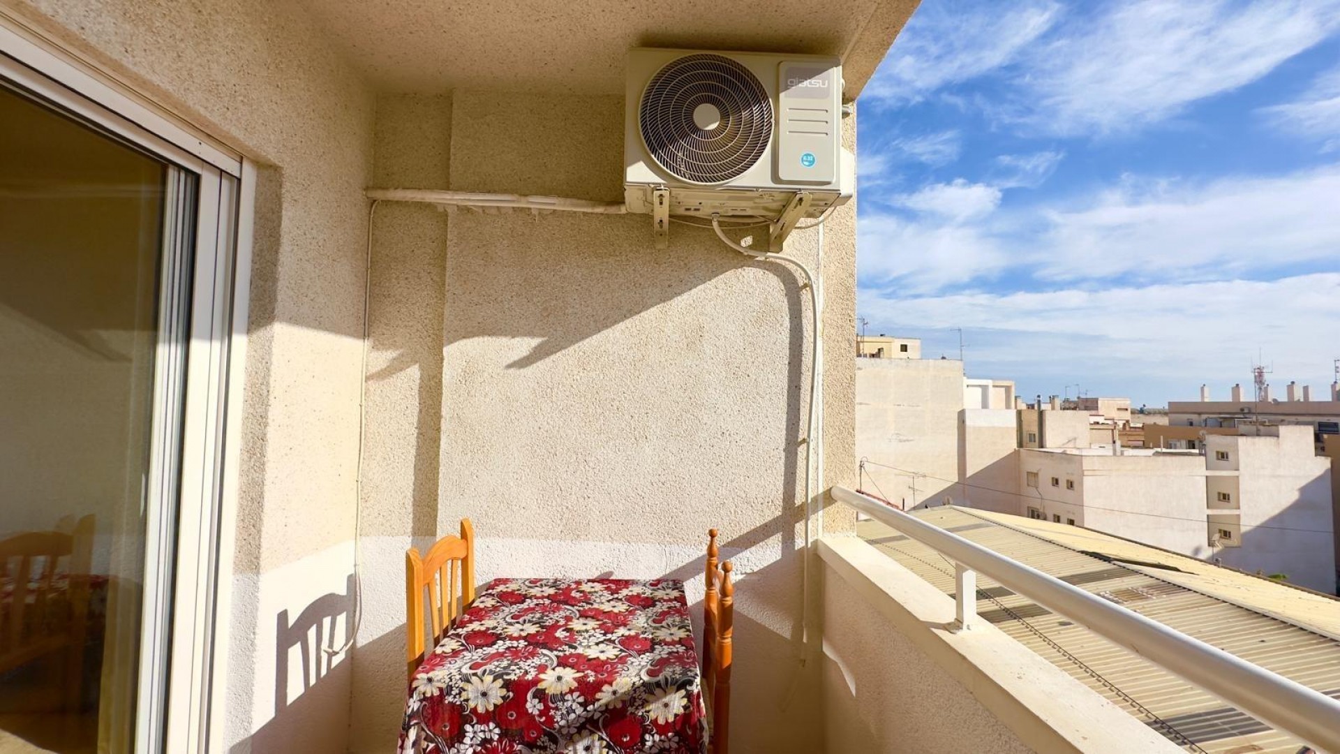 Revente - Appartement -
Torrevieja - Centro