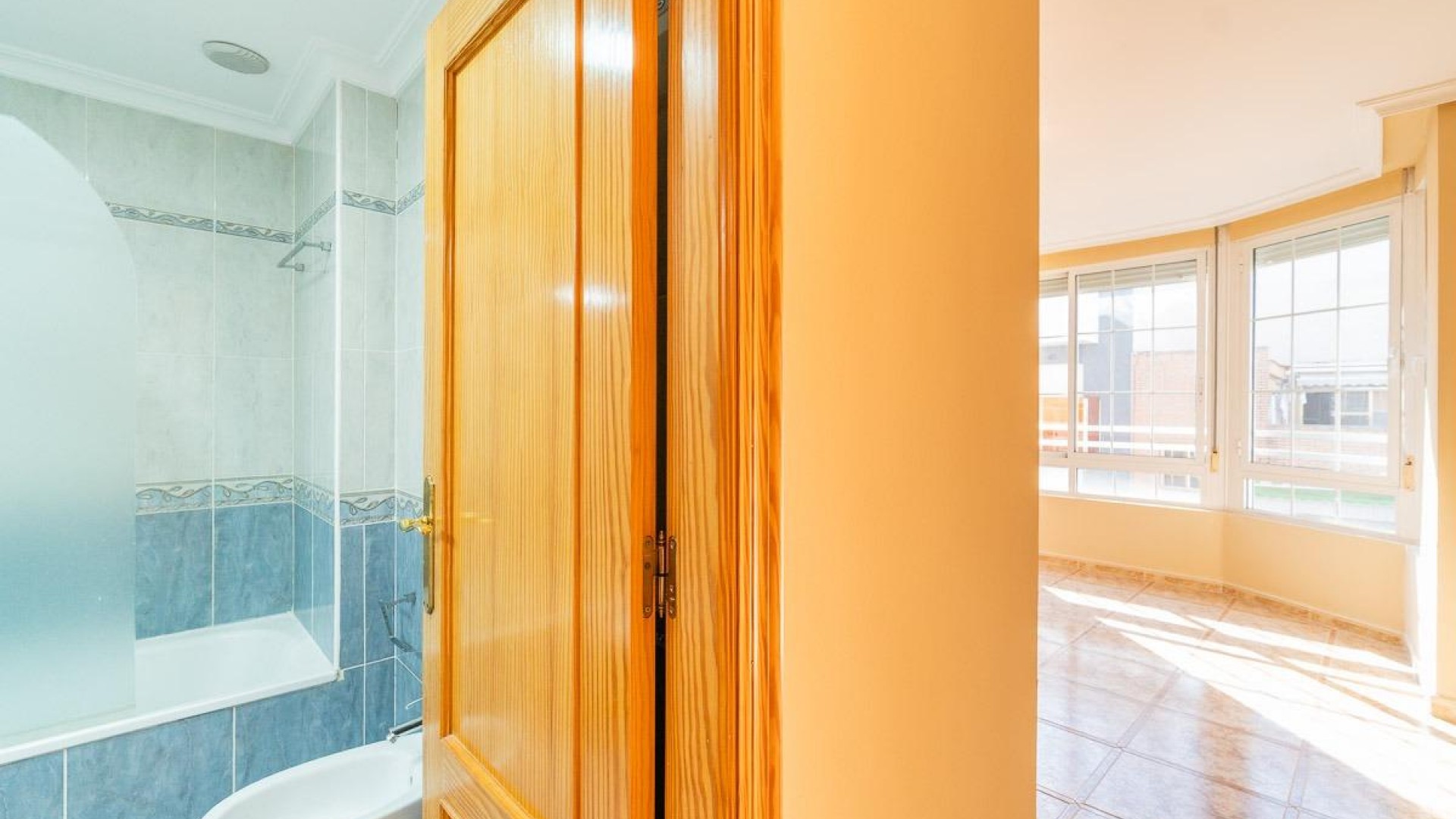 Revente - Appartement -
Torrevieja - Centro