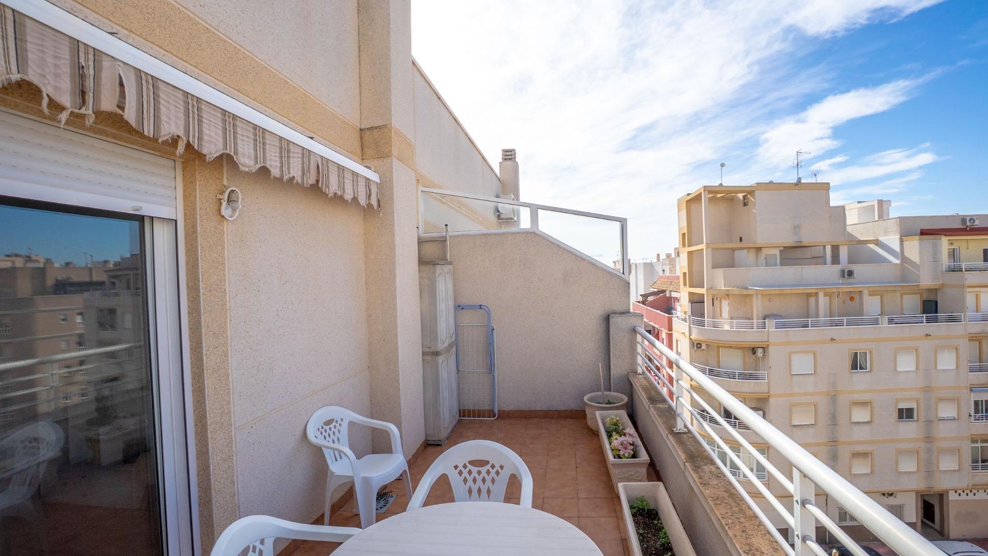 Revente - Appartement -
Torrevieja - Centro