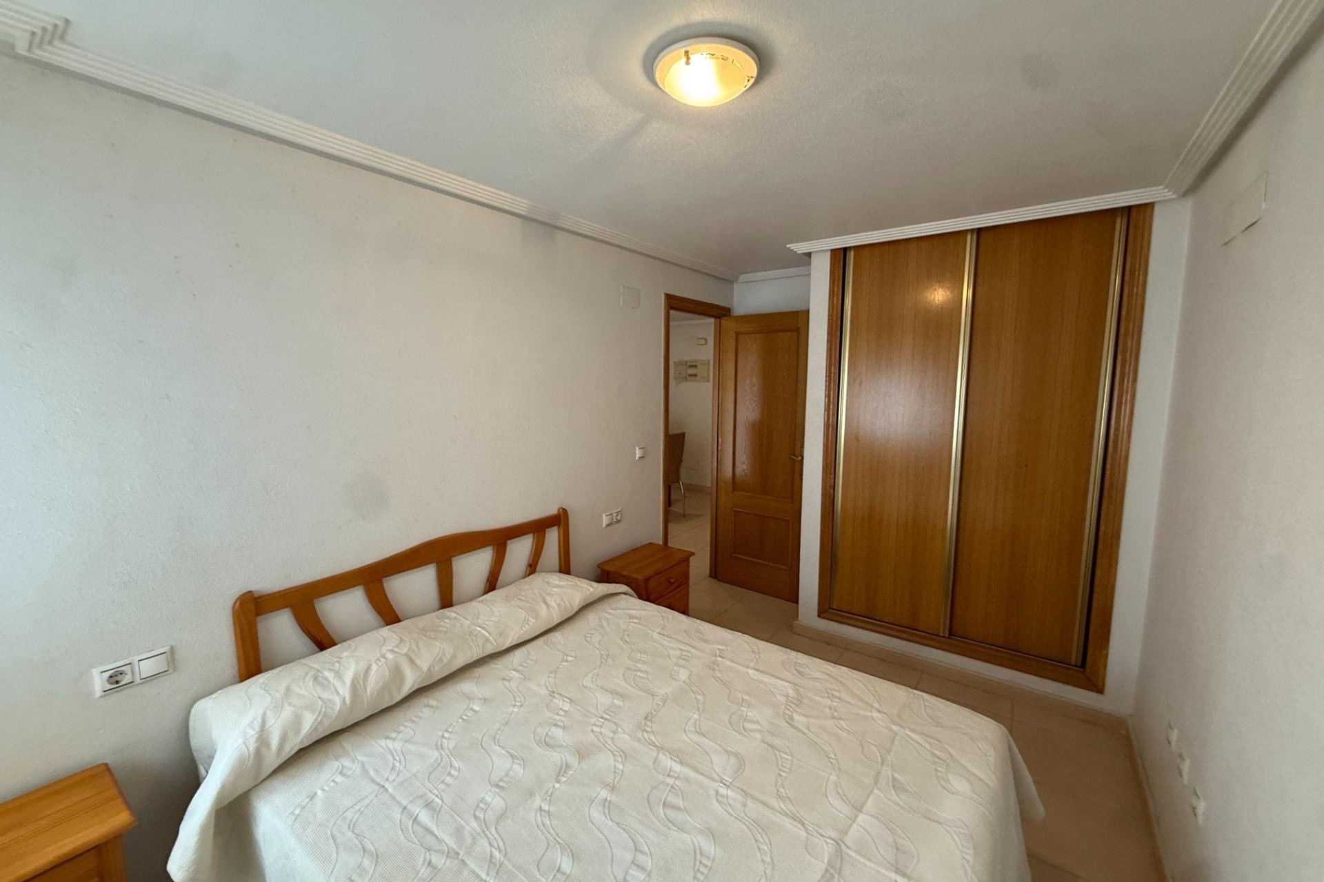 Revente - Appartement -
Torrevieja - Centro