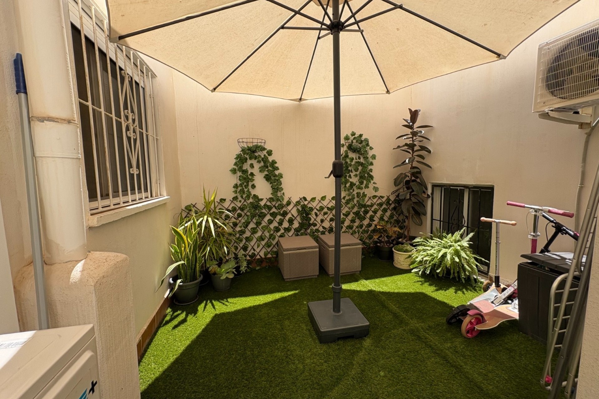 Revente - Appartement -
Torrevieja - Centro