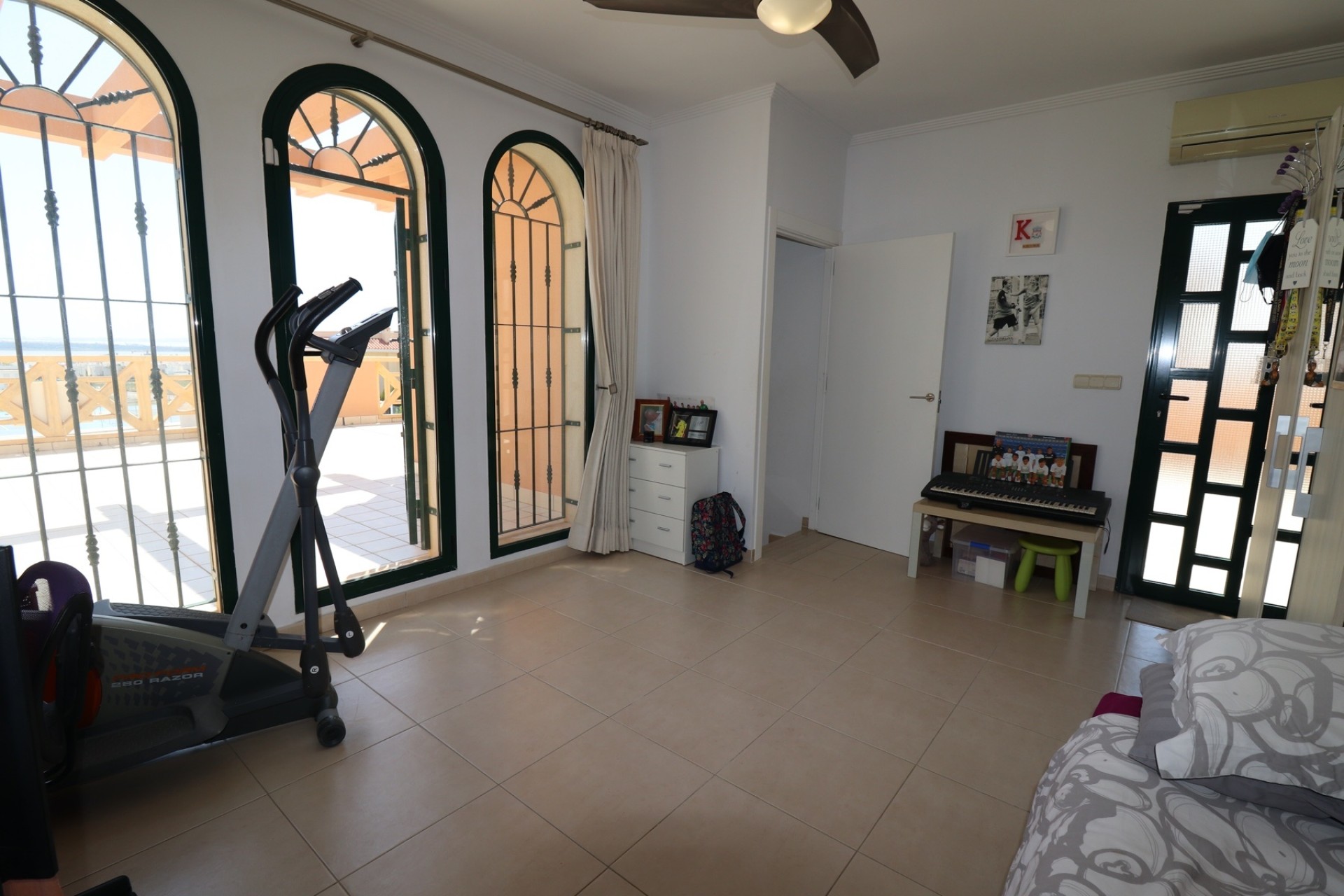 Revente - Appartement -
Torrevieja - Centro