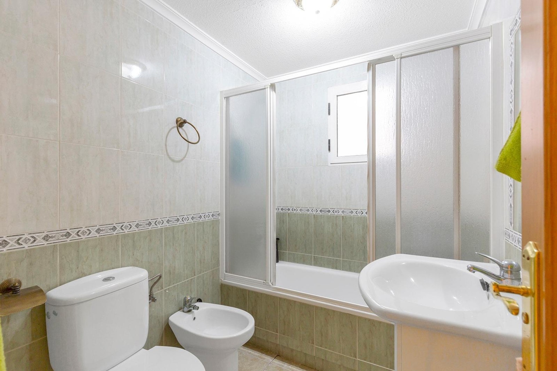 Revente - Appartement -
Torrevieja - Centro