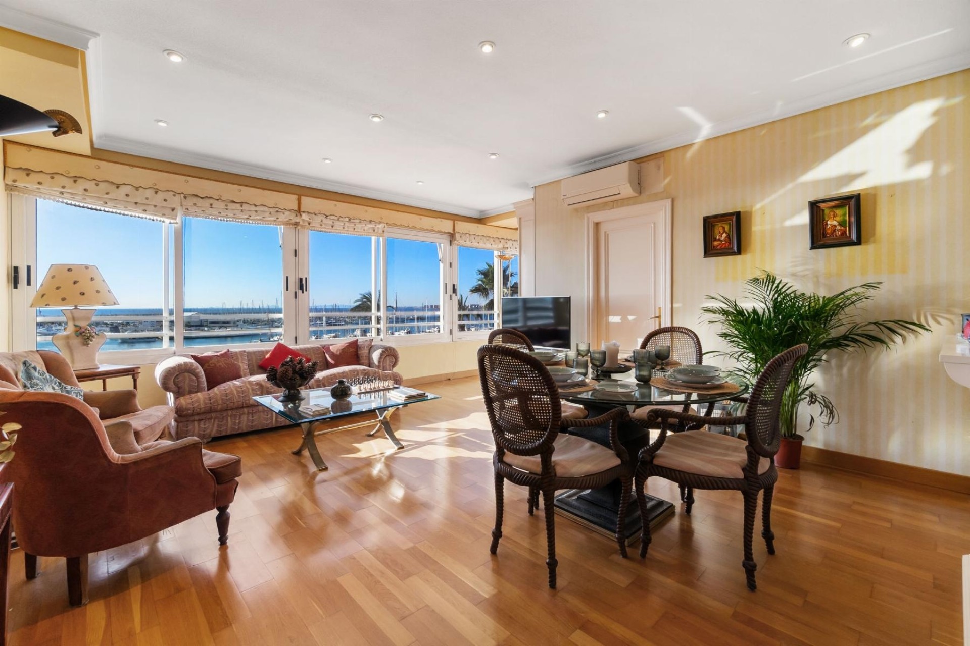 Revente - Appartement -
Torrevieja - CLUB NAUTICO TORREVIEJA