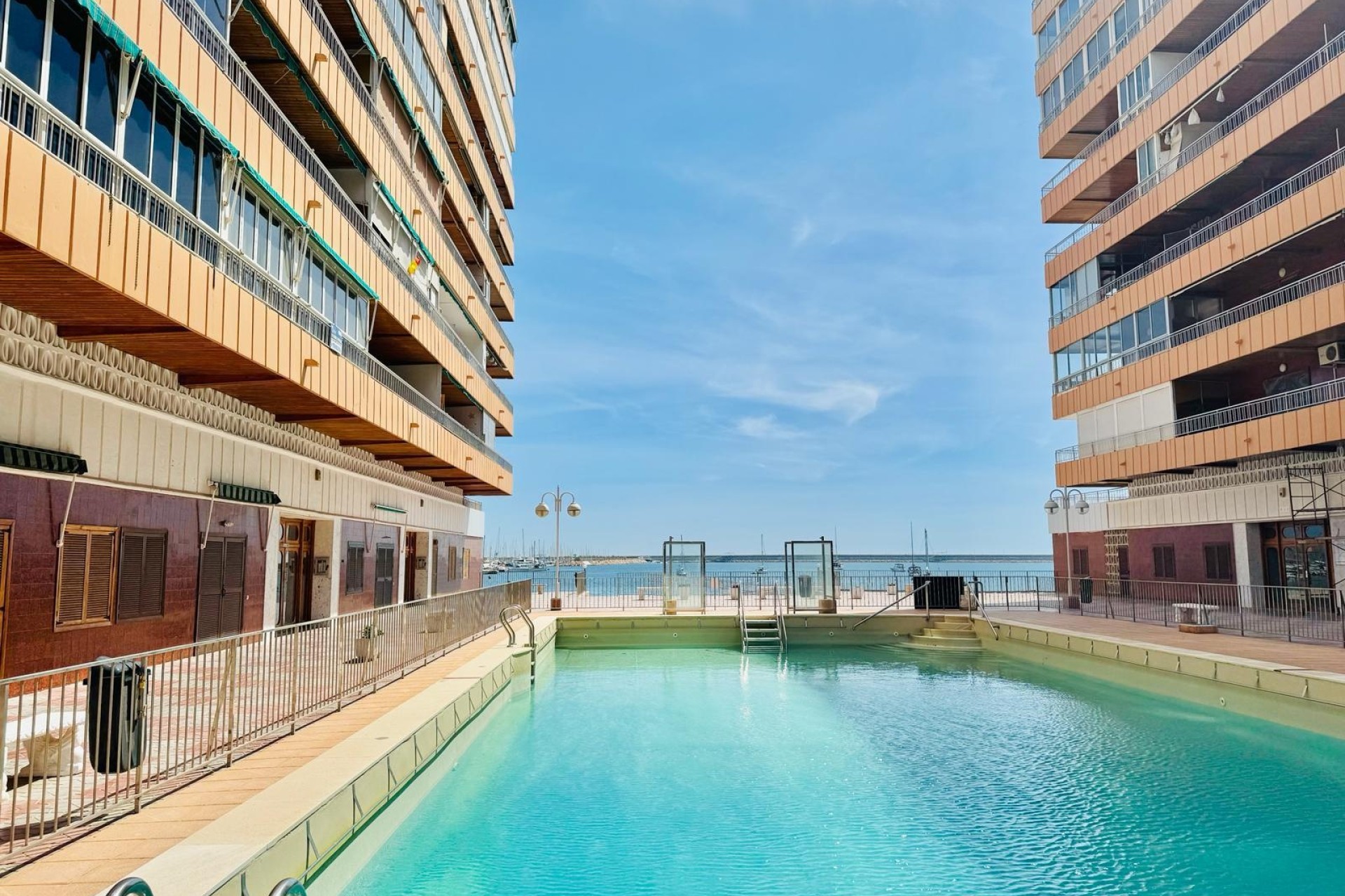 Revente - Appartement -
Torrevieja - Costa Blanca
