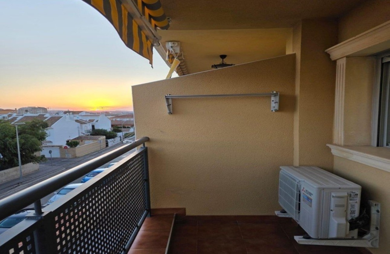 Revente - Appartement -
Torrevieja - Costa Blanca