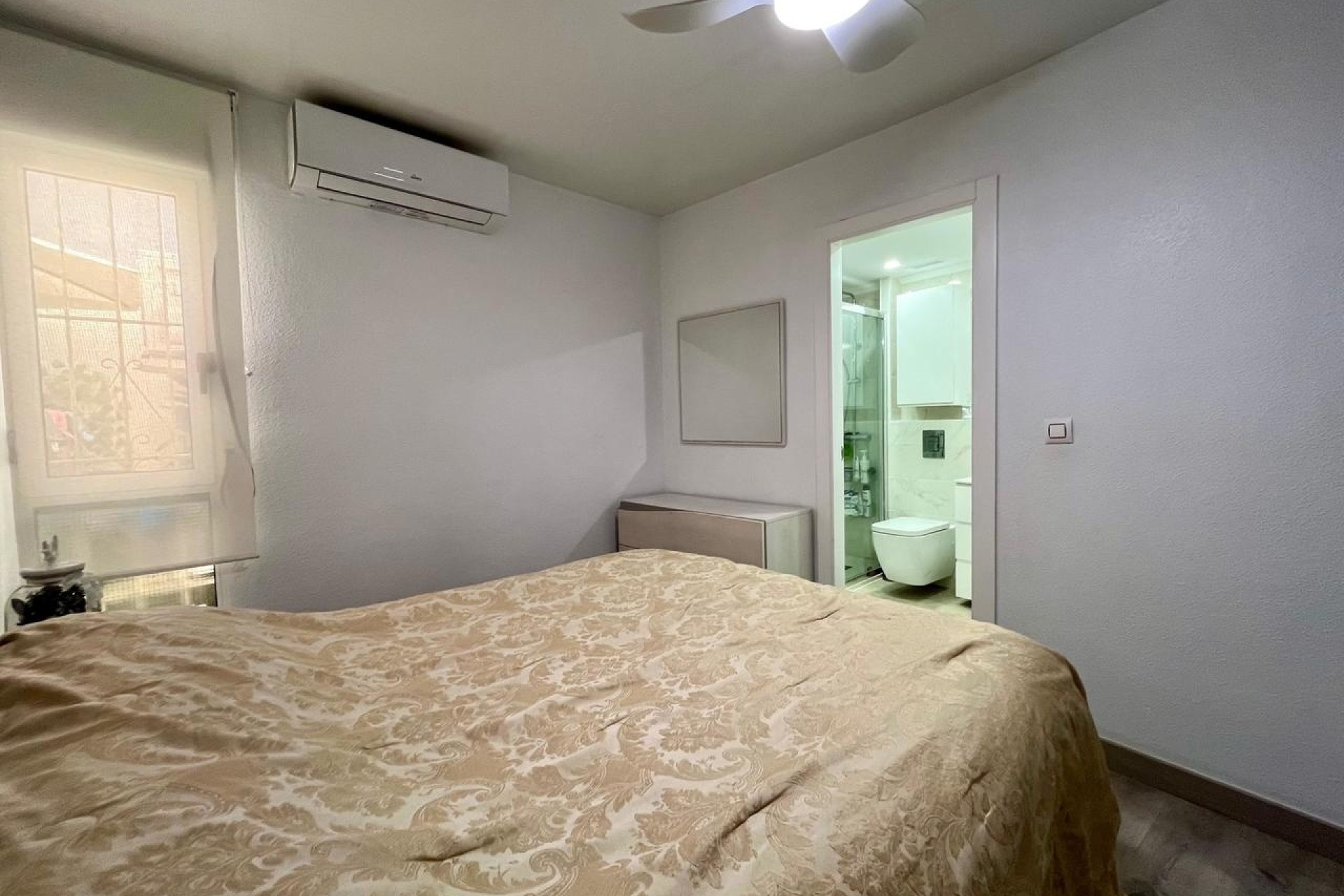 Revente - Appartement -
Torrevieja - Costa Blanca