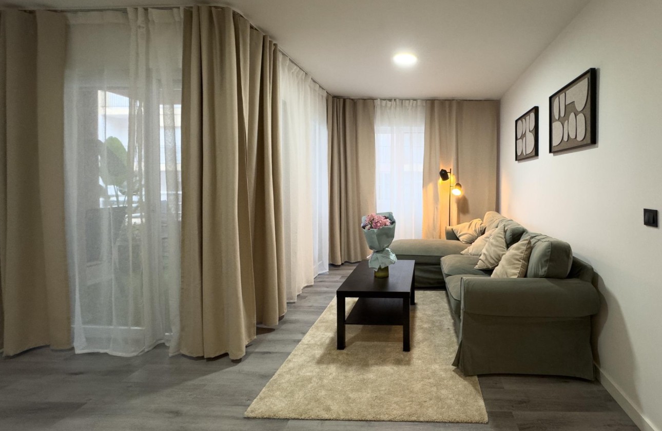 Revente - Appartement -
Torrevieja - Curva del Palangre
