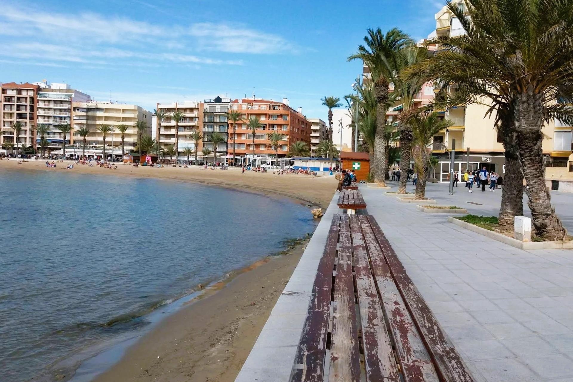 Revente - Appartement -
Torrevieja - Curva del Palangre