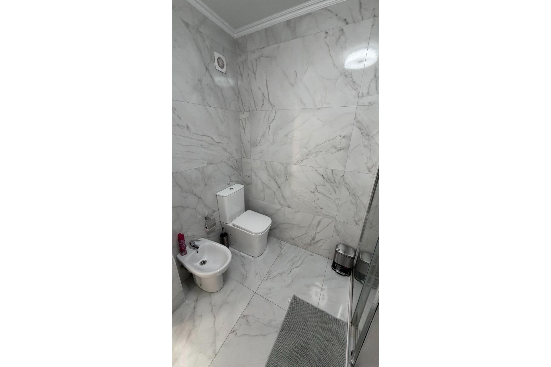 Revente - Appartement -
Torrevieja - Curva del Palangre