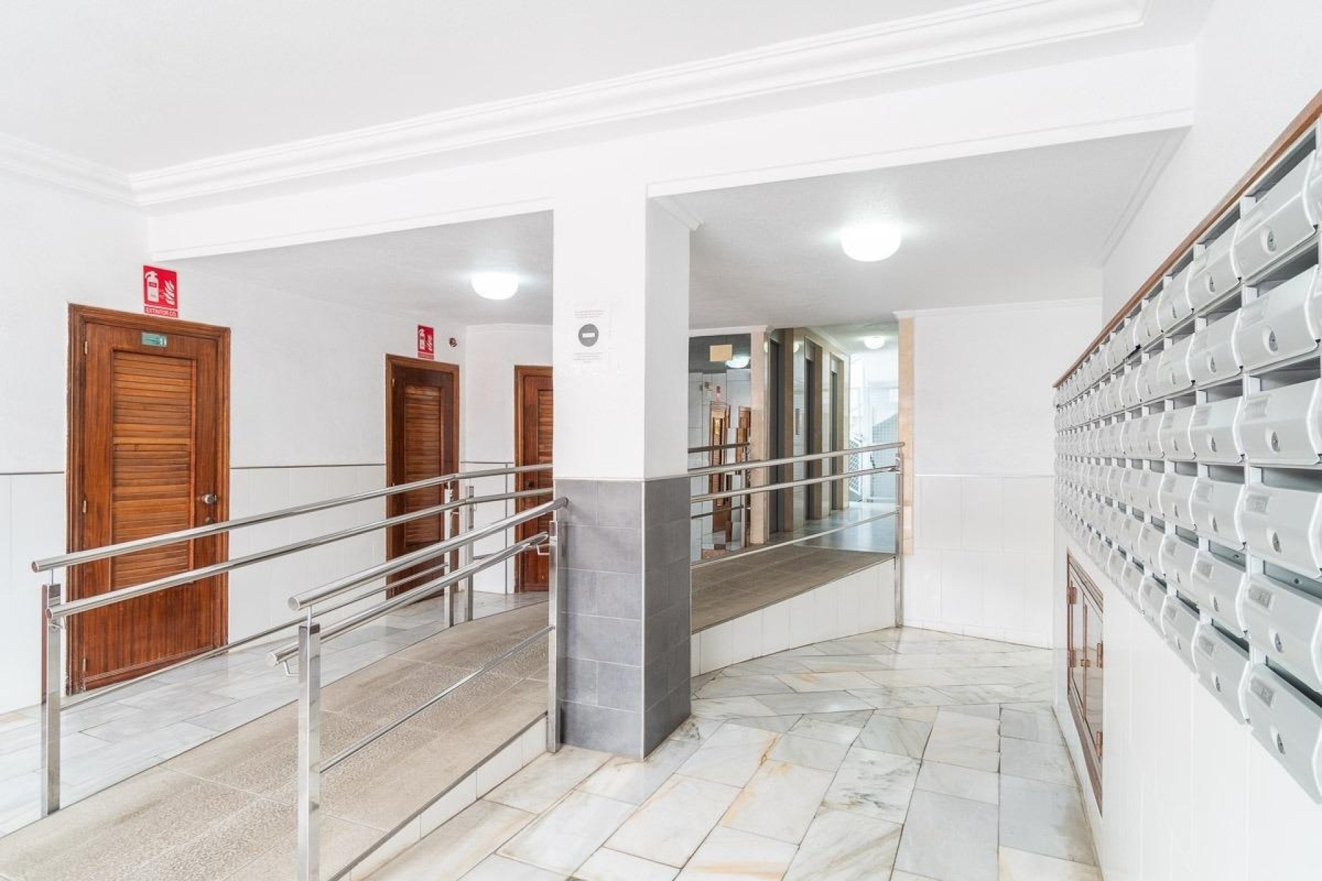 Revente - Appartement -
Torrevieja - Curva del Palangre