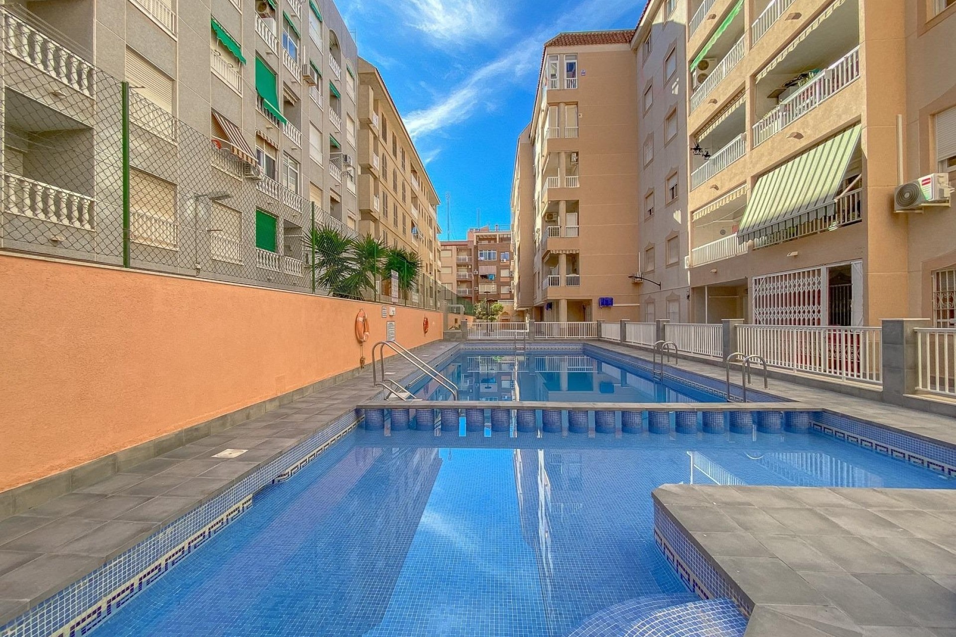 Revente - Appartement -
Torrevieja - El Acequión - Los Náufragos
