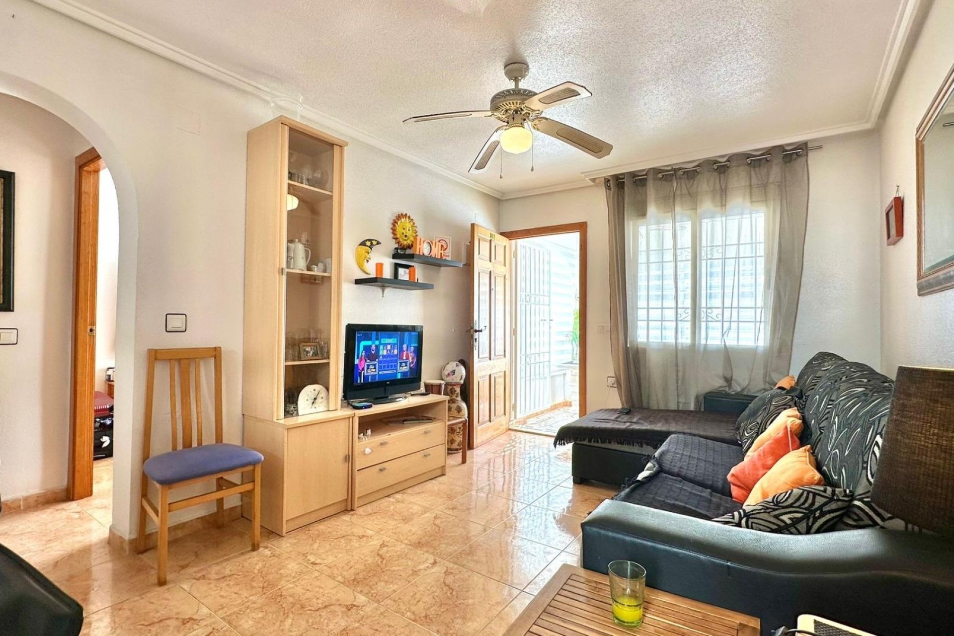 Revente - Appartement -
Torrevieja - El limonar