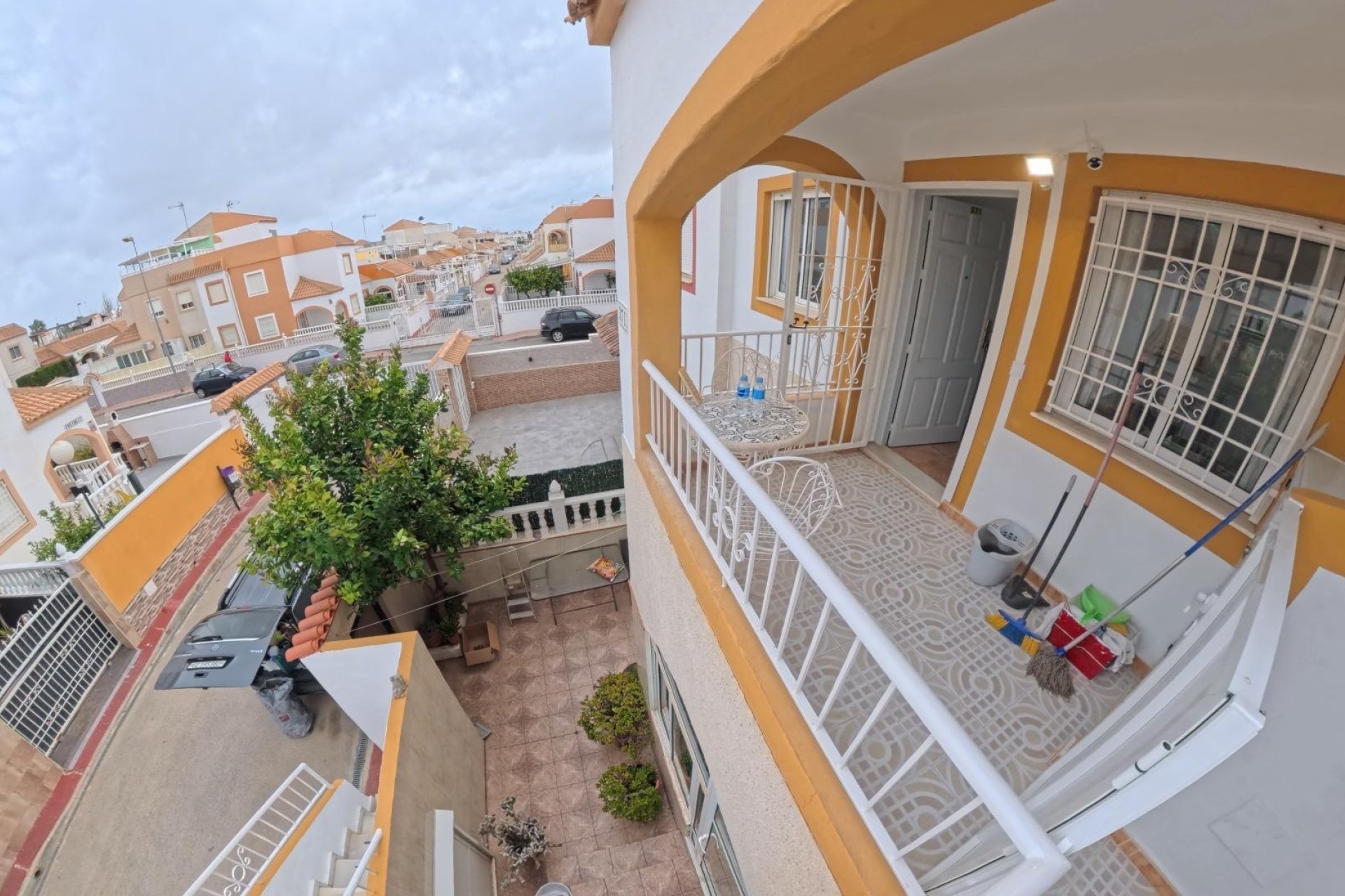 Revente - Appartement -
Torrevieja - El limonar