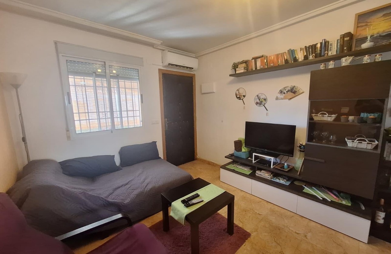 Revente - Appartement -
Torrevieja - El Limonar