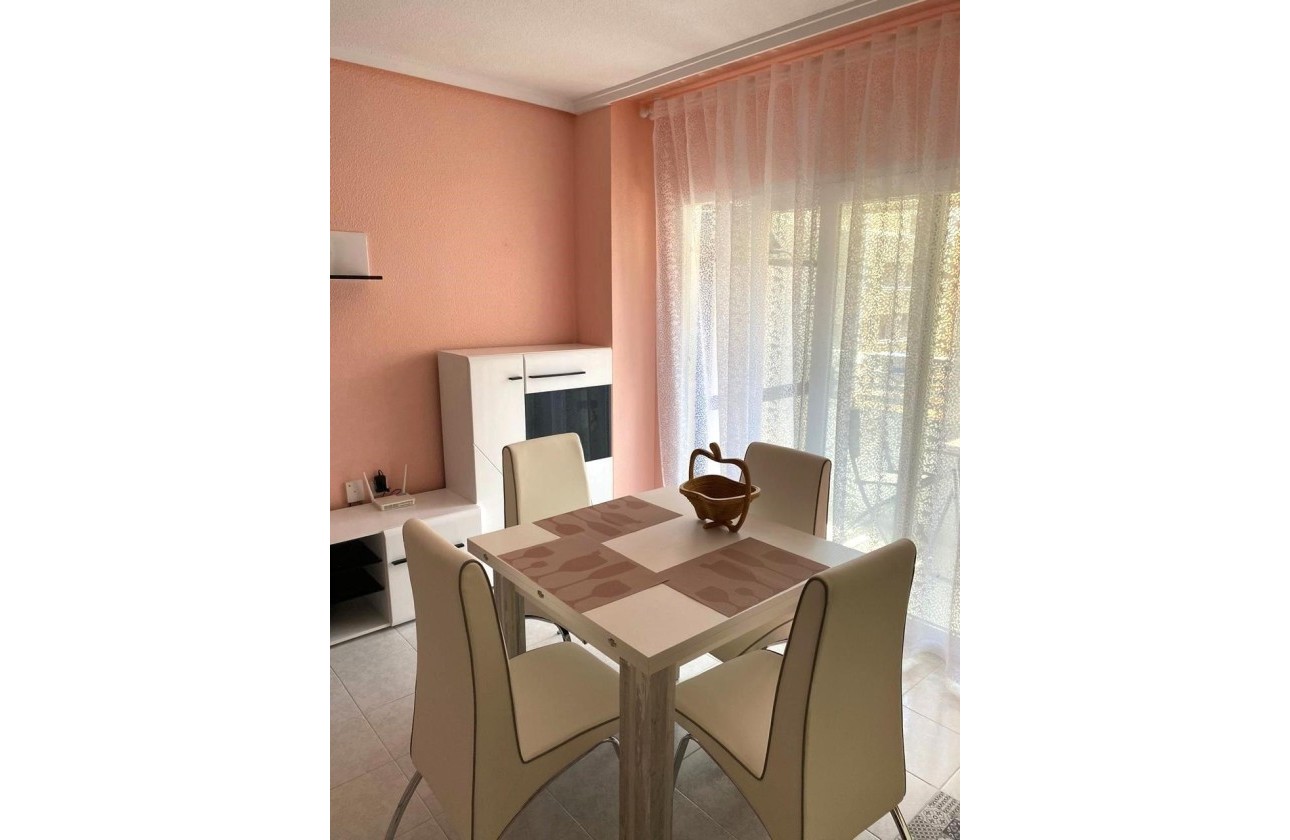 Revente - Appartement -
Torrevieja - El molino