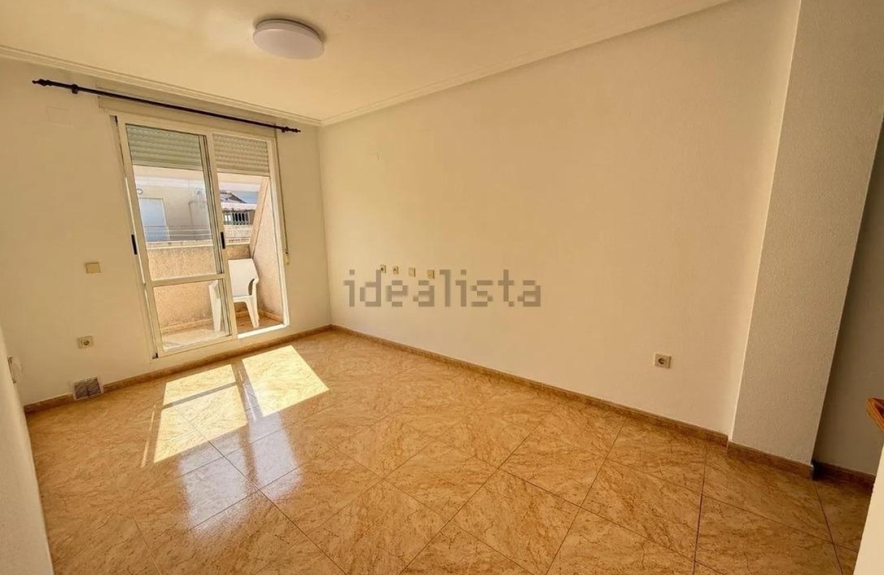 Revente - Appartement -
Torrevieja - El molino