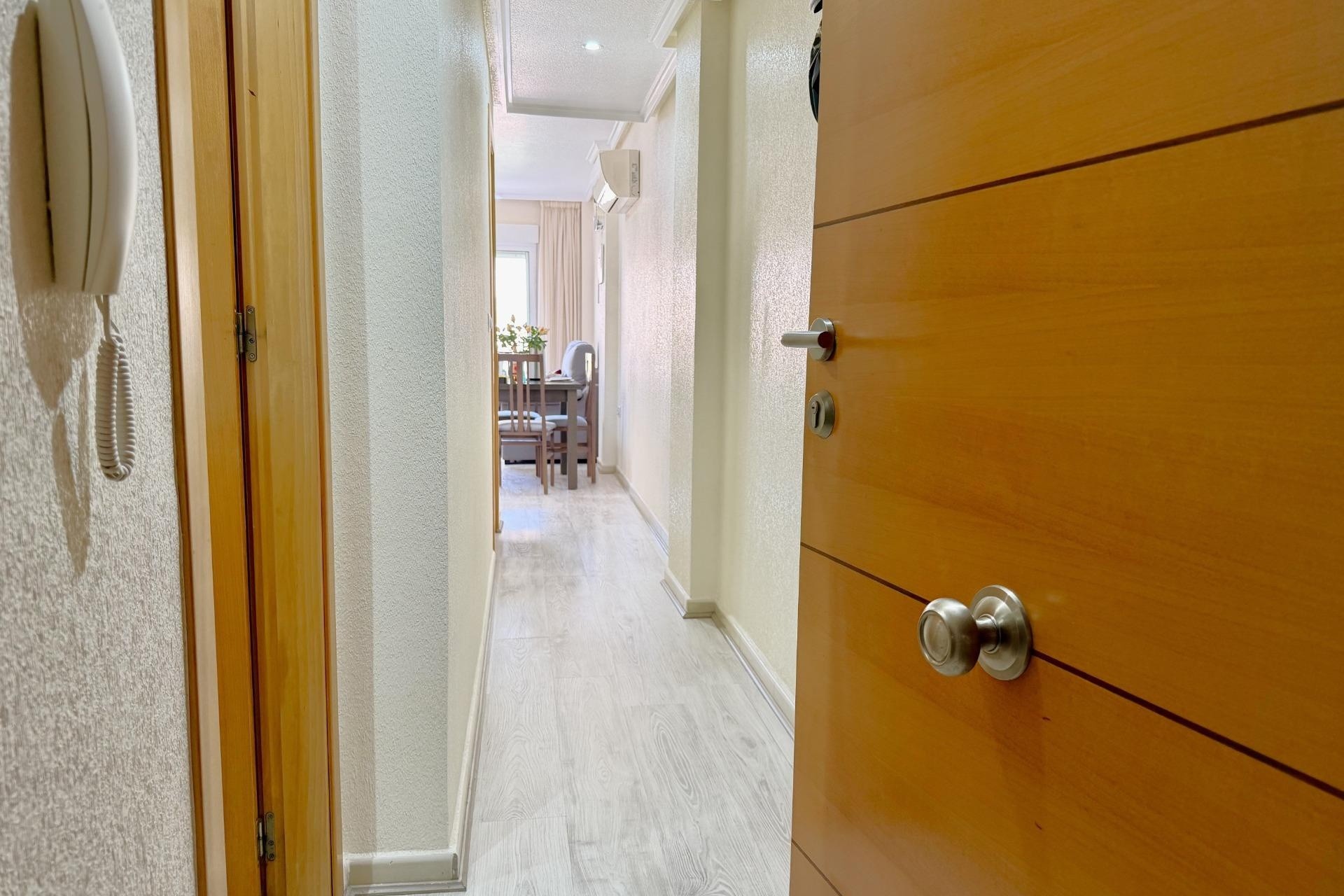 Revente - Appartement -
Torrevieja - El molino