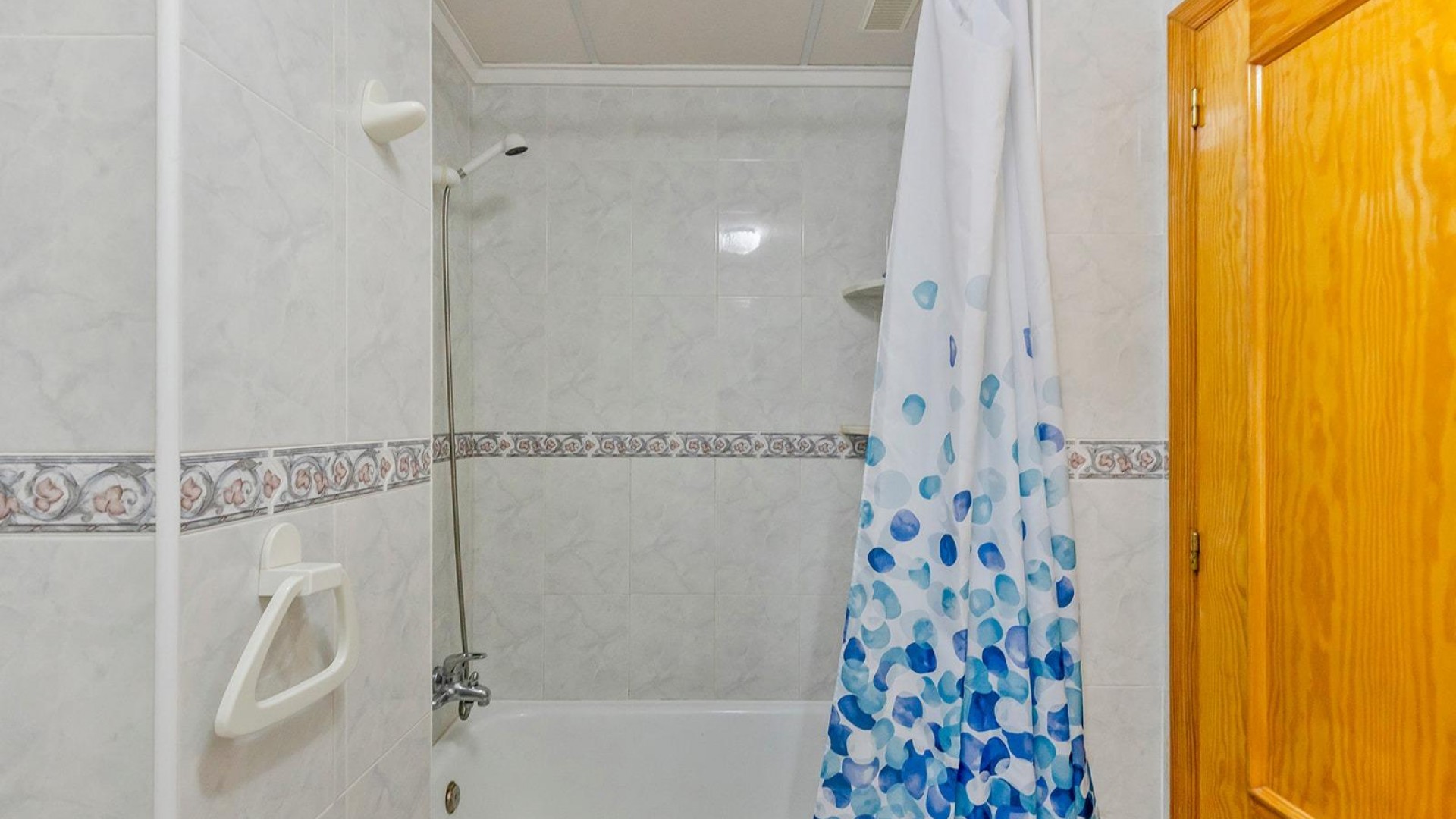 Revente - Appartement -
Torrevieja - Estacion de autobuses