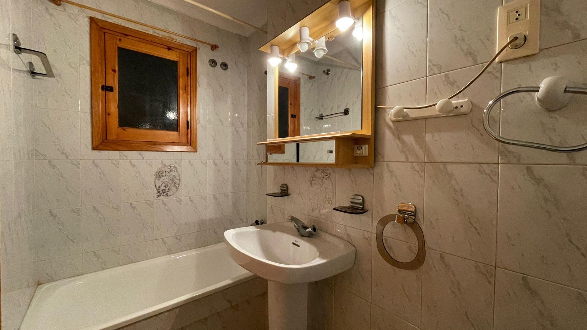 Revente - Appartement -
Torrevieja - Estacion de autobuses