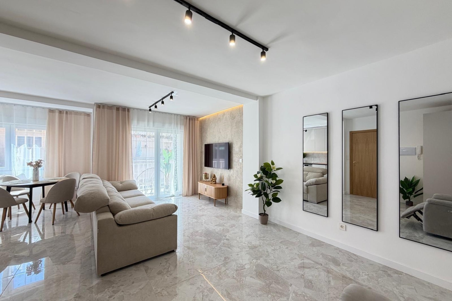 Revente - Appartement -
Torrevieja - Estacion de autobuses