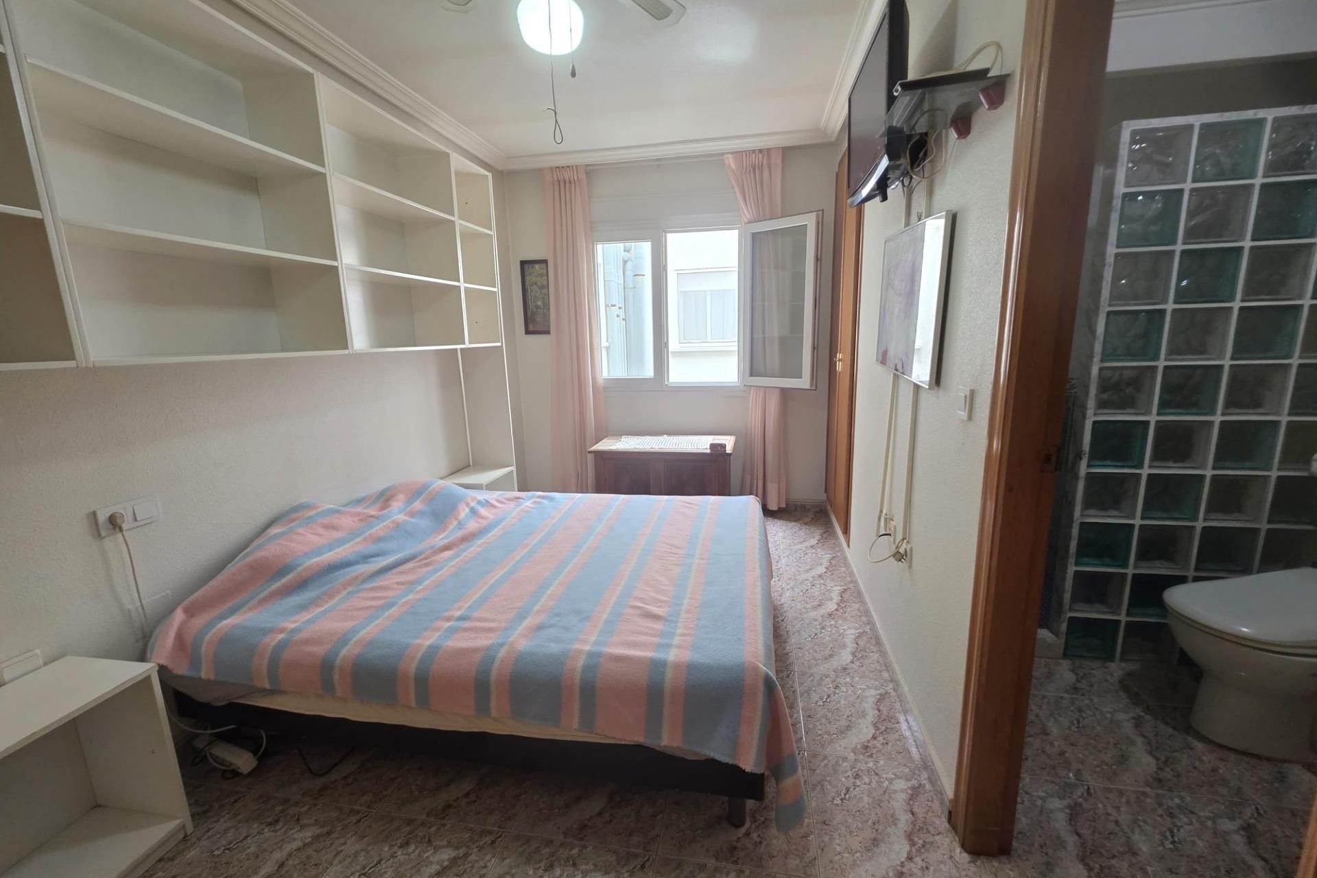 Revente - Appartement -
Torrevieja - Estacion de autobuses