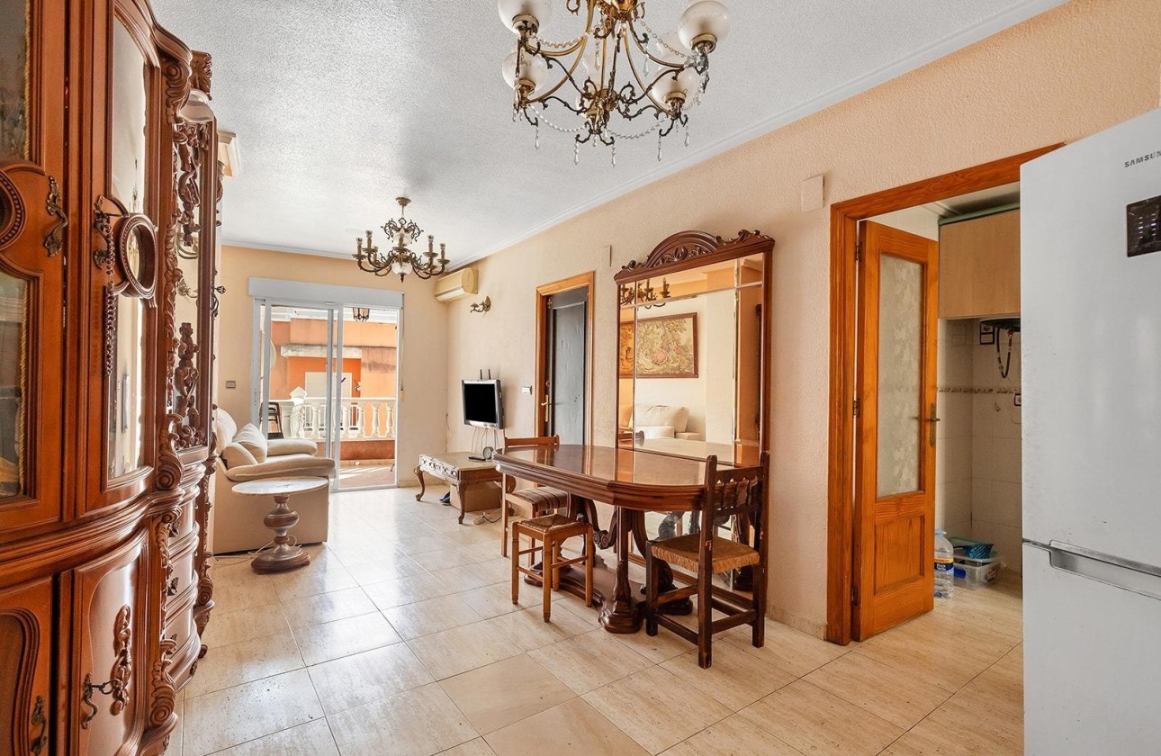 Revente - Appartement -
Torrevieja - Estacion de autobuses