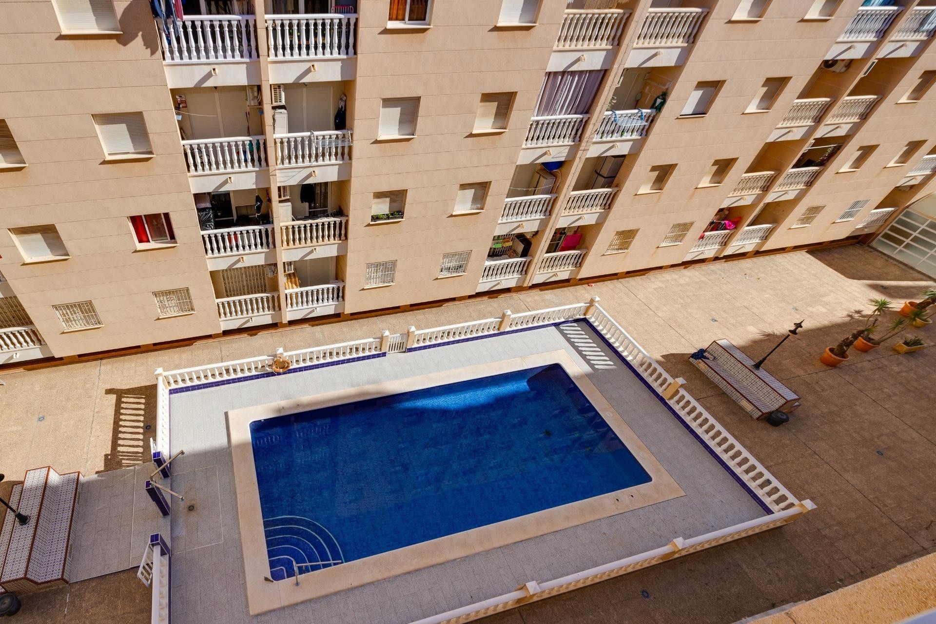 Revente - Appartement -
Torrevieja - Estacion de autobuses