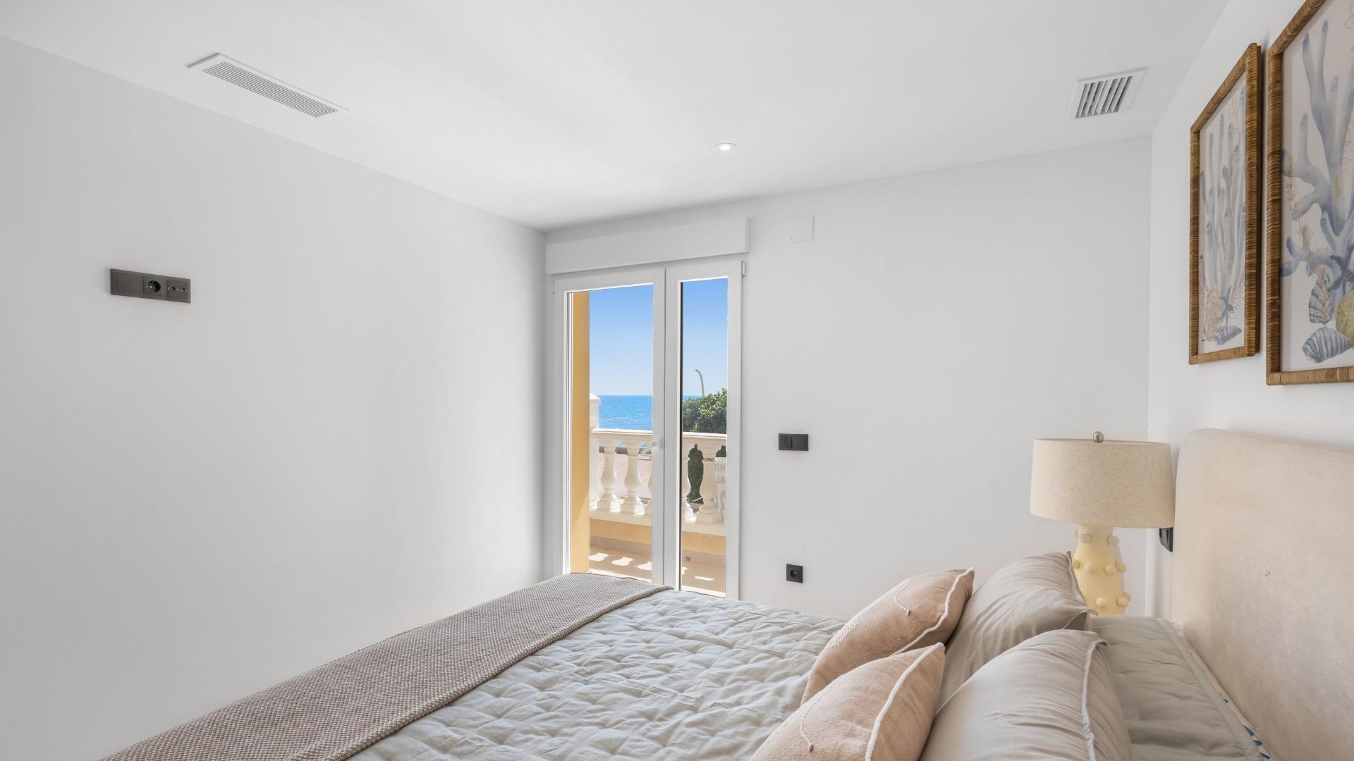 Revente - Appartement -
Torrevieja - La Mata pueblo