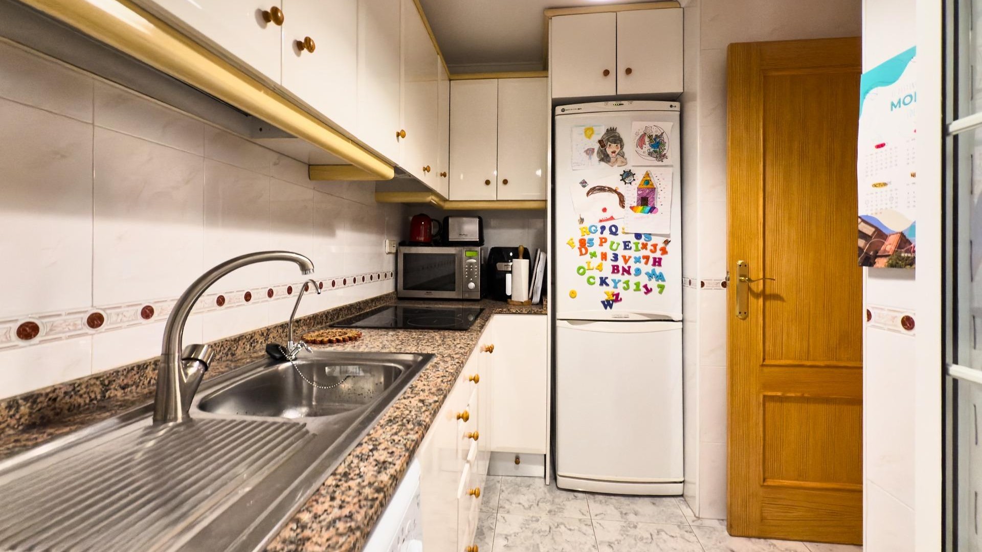 Revente - Appartement -
Torrevieja - La Mata pueblo