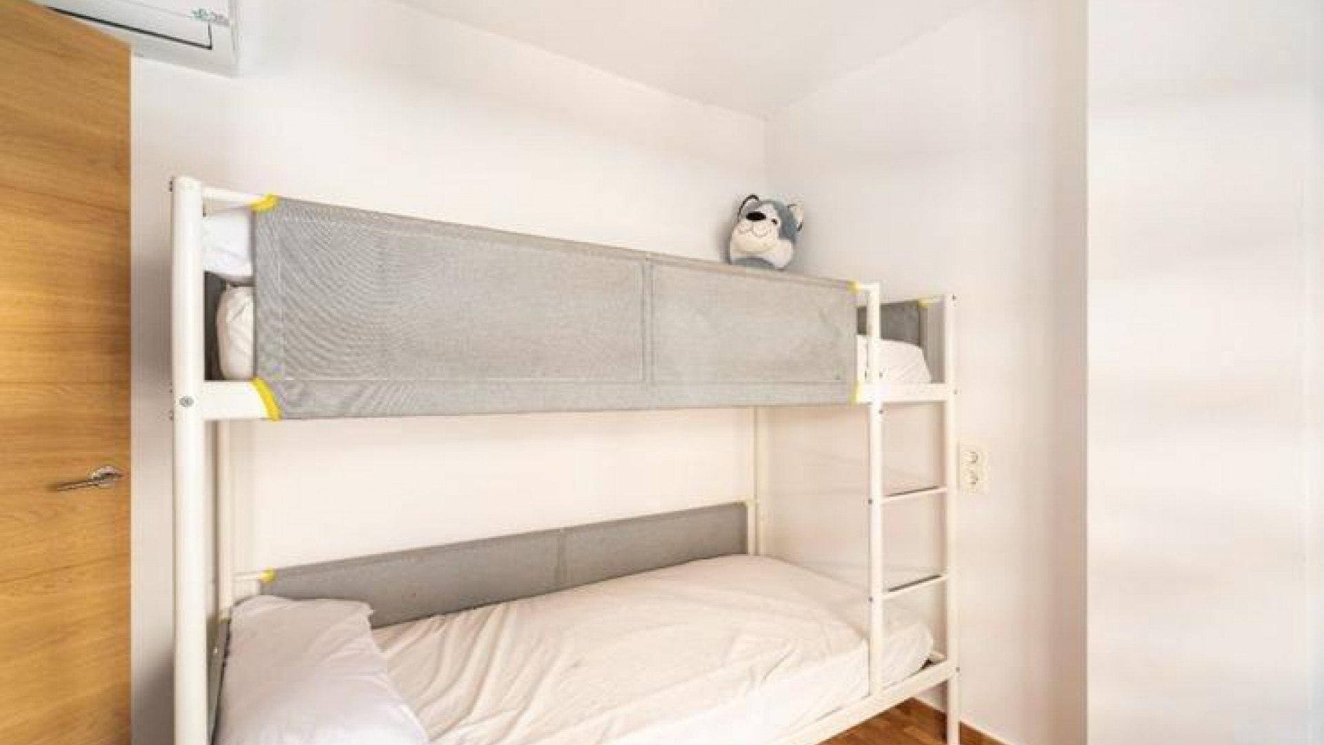 Revente - Appartement -
Torrevieja - La Mata pueblo