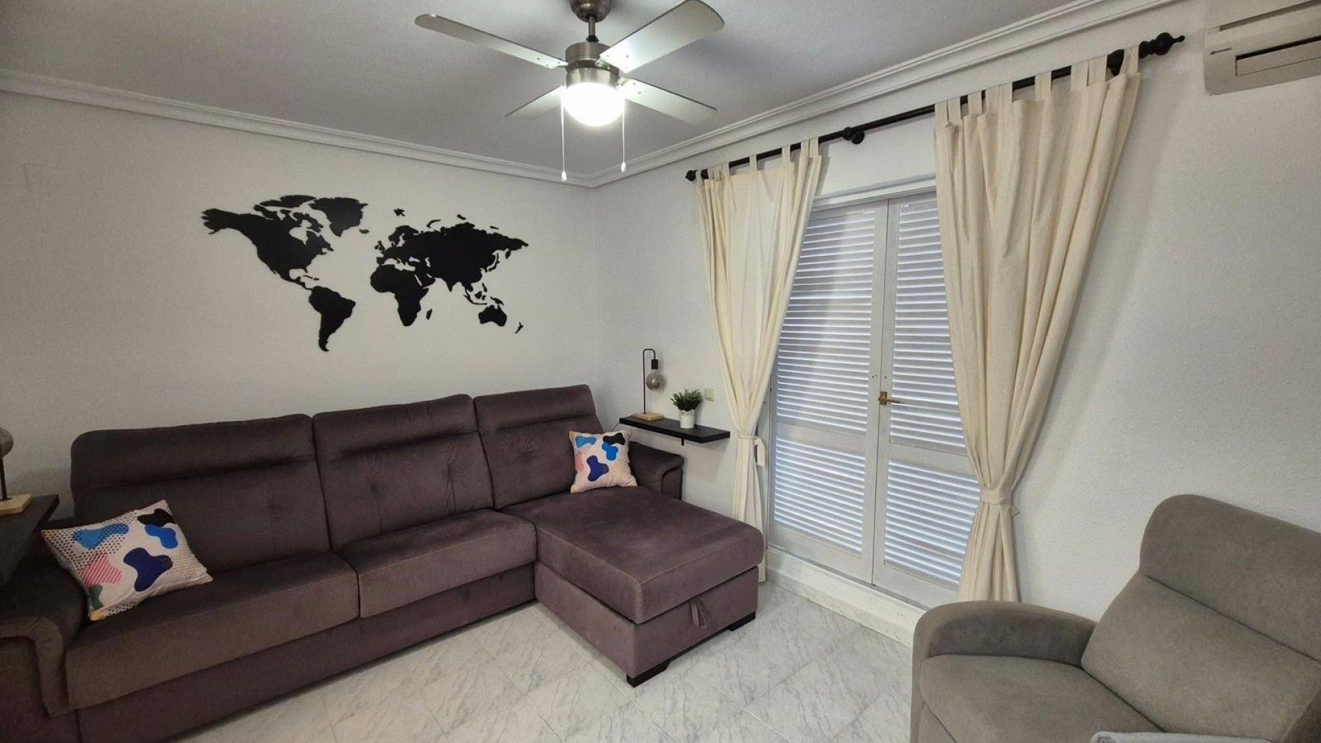 Revente - Appartement -
Torrevieja - La Mata