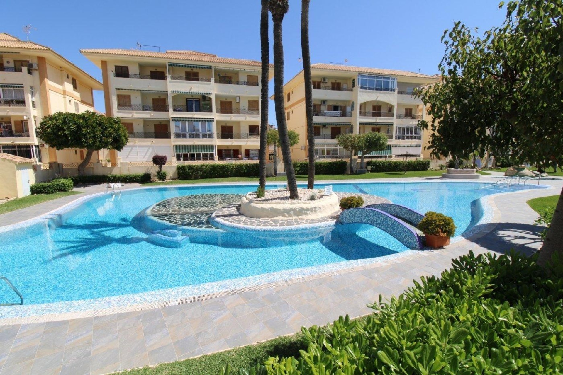 Revente - Appartement -
Torrevieja - La Mata