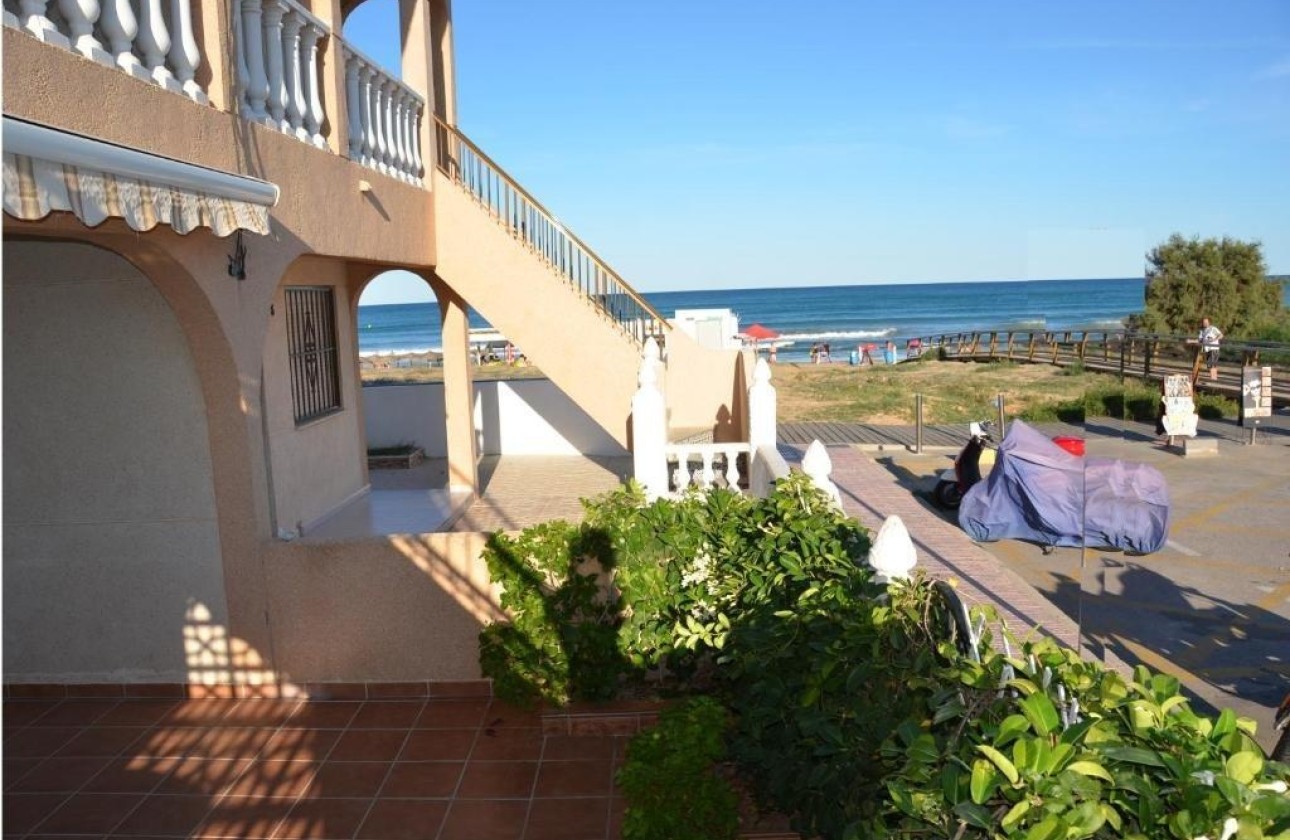 Revente - Appartement -
Torrevieja - La Mata