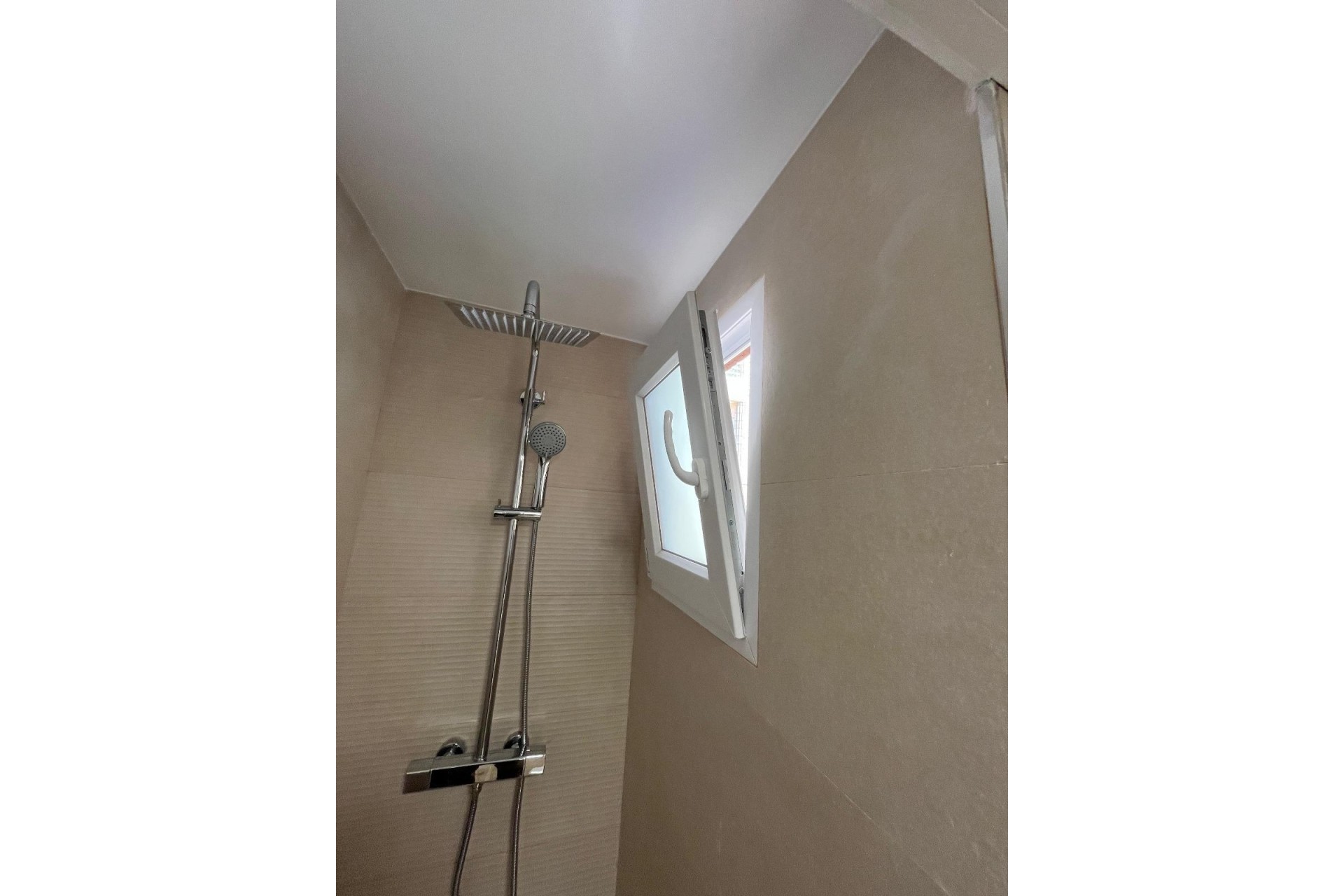 Revente - Appartement -
Torrevieja - La Mata