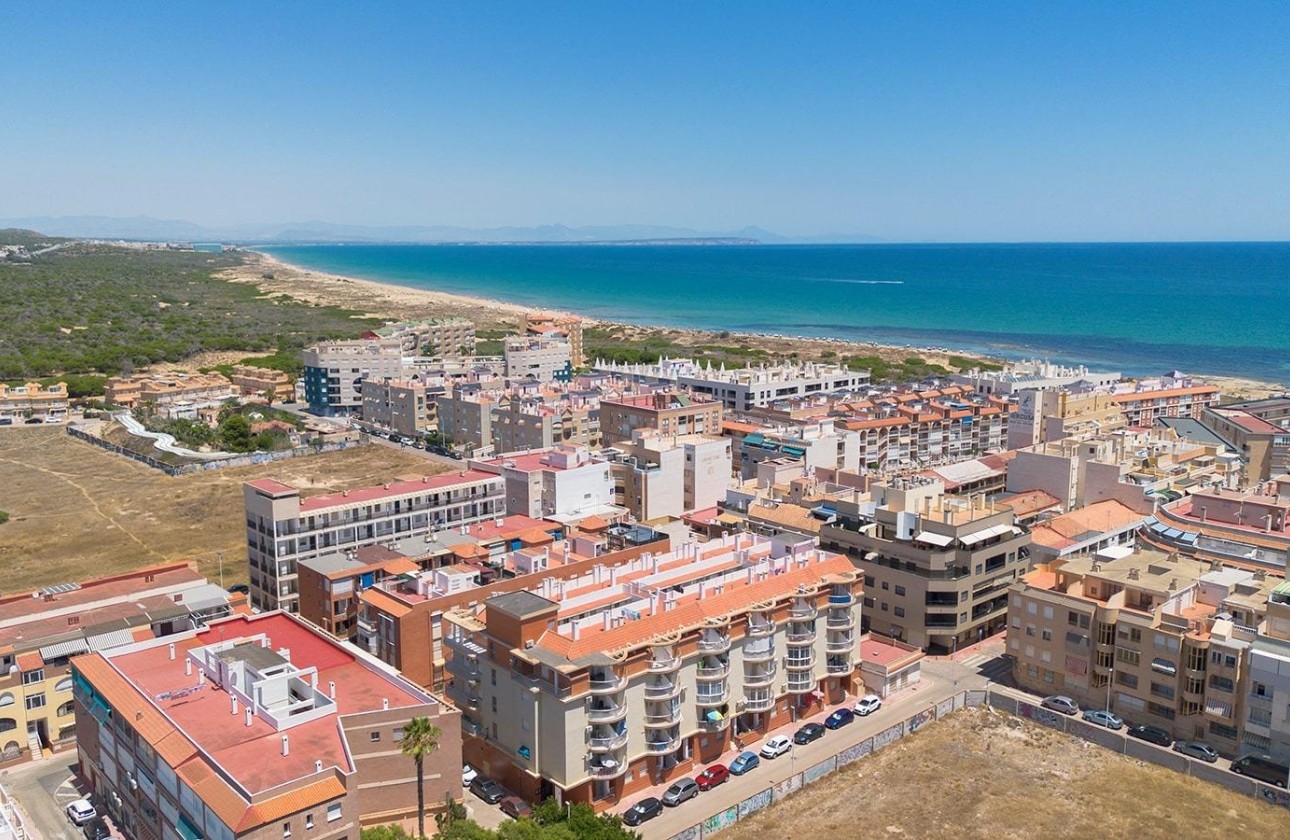 Revente - Appartement -
Torrevieja - La Mata