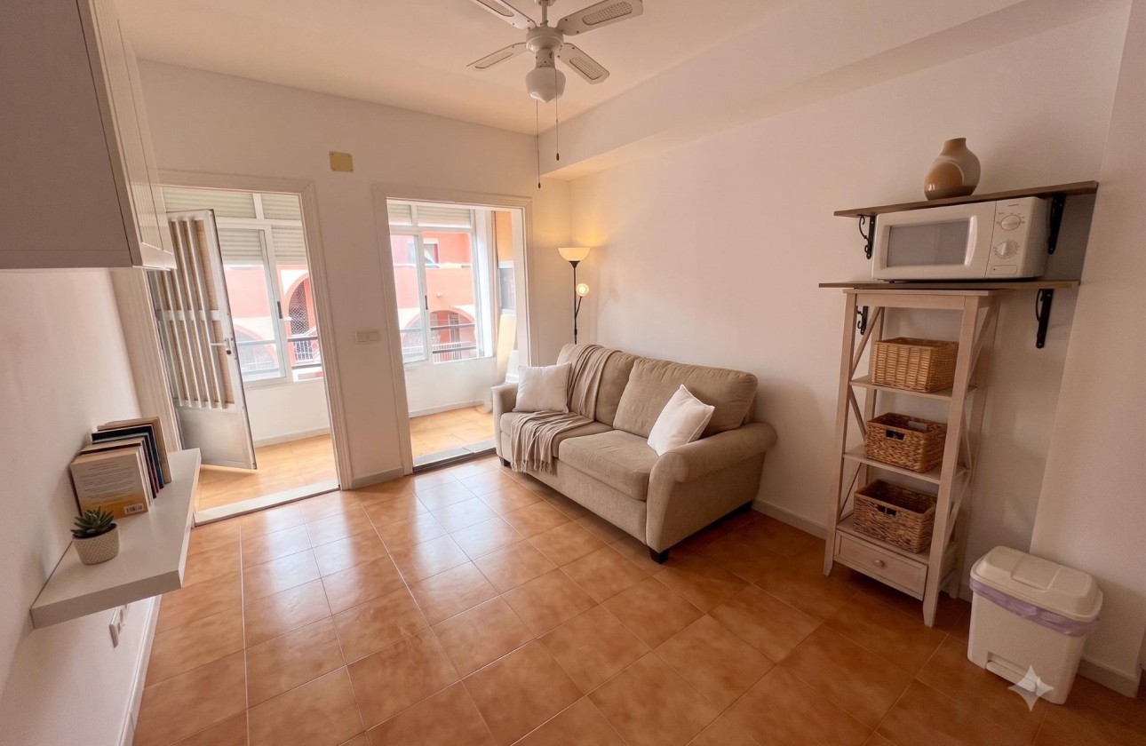 Revente - Appartement -
Torrevieja - La Mata